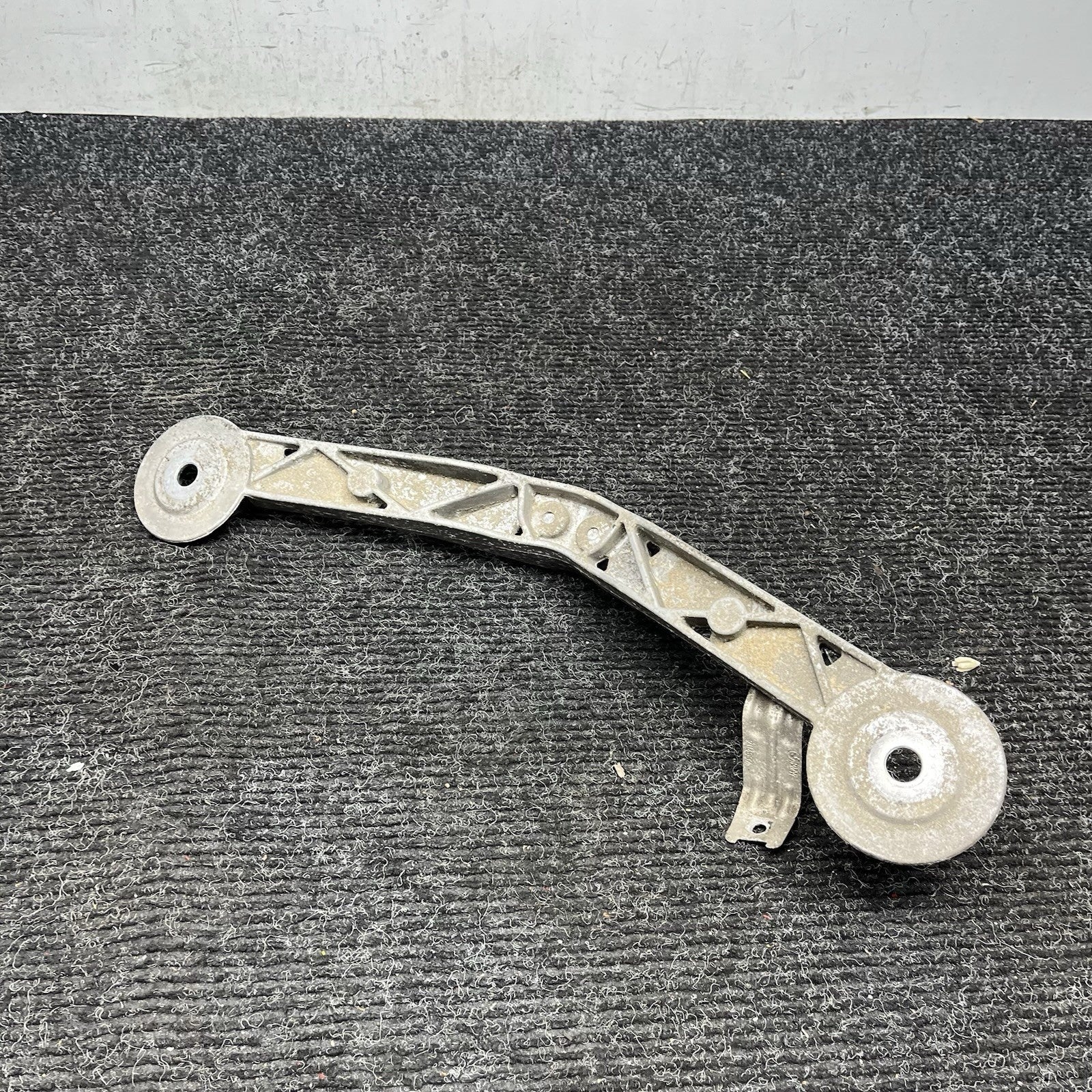 ☑️ 03-08 BMW Z4 E85 E86 Rear Differential Carrier Bracket SupportRod 6758163 OEM