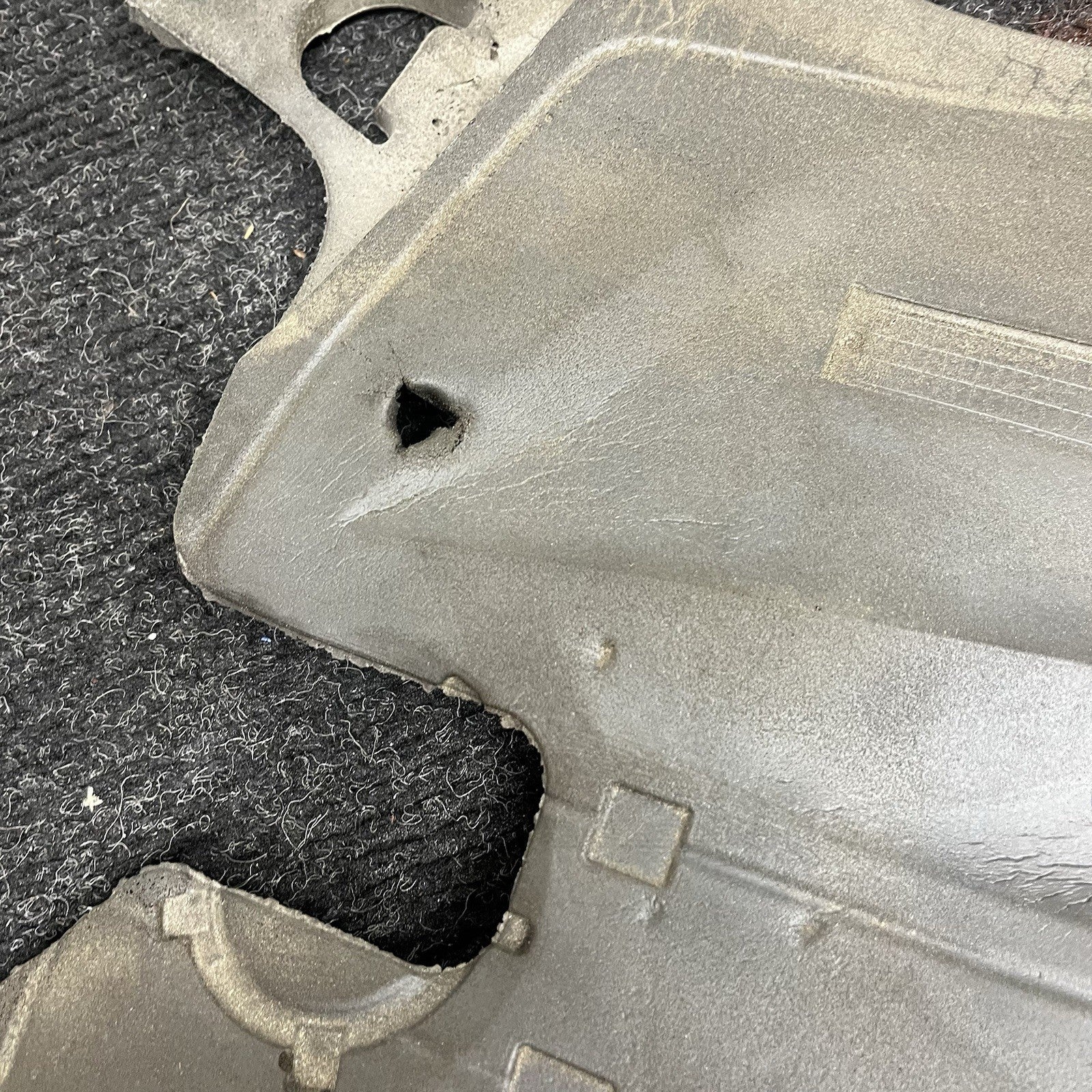 ☑️ 14-18 BMW N55 ENGINE COVER ACOUSTIC INSULATION FOAM OEM
