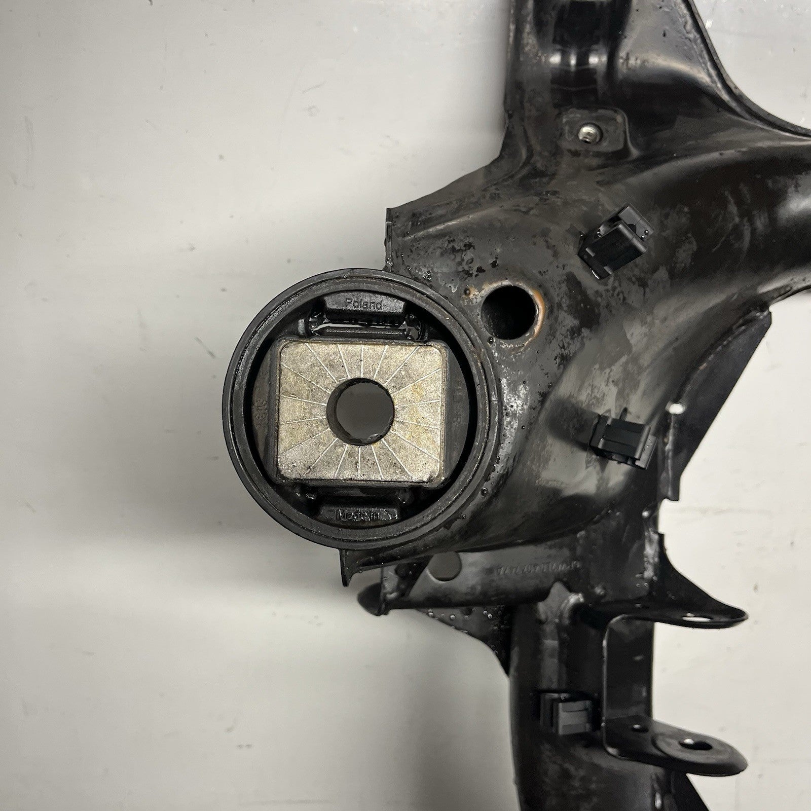 ☑️ 07-15 Audi Q7 Front Suspension Crossmember Subframe Genuine OEM 7L0499030T