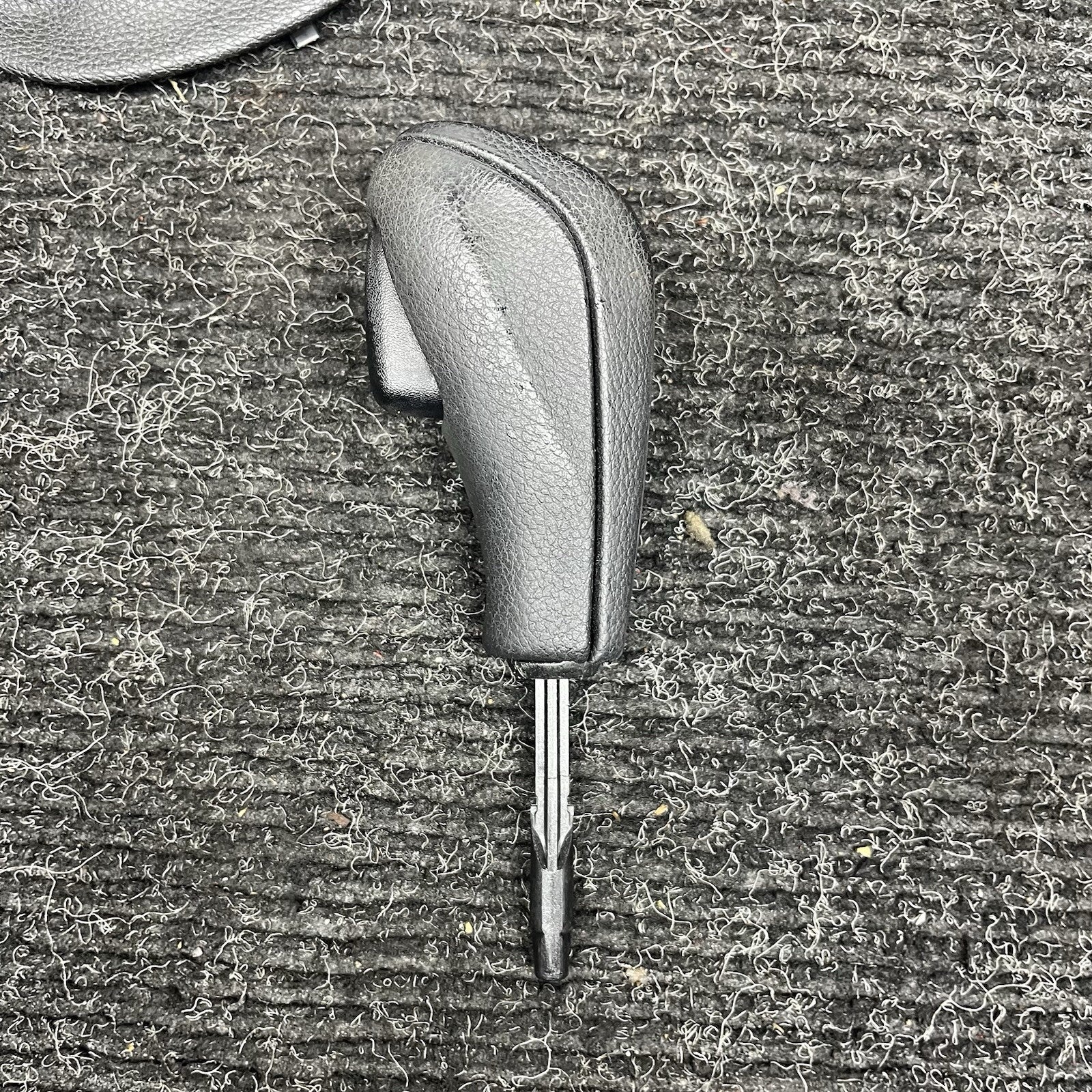 ☑️ 2007-2013 BMW E82 135i N54 AUTOMATIC TRANSMISSION GEAR SHIFT KNOB BOOT OEM