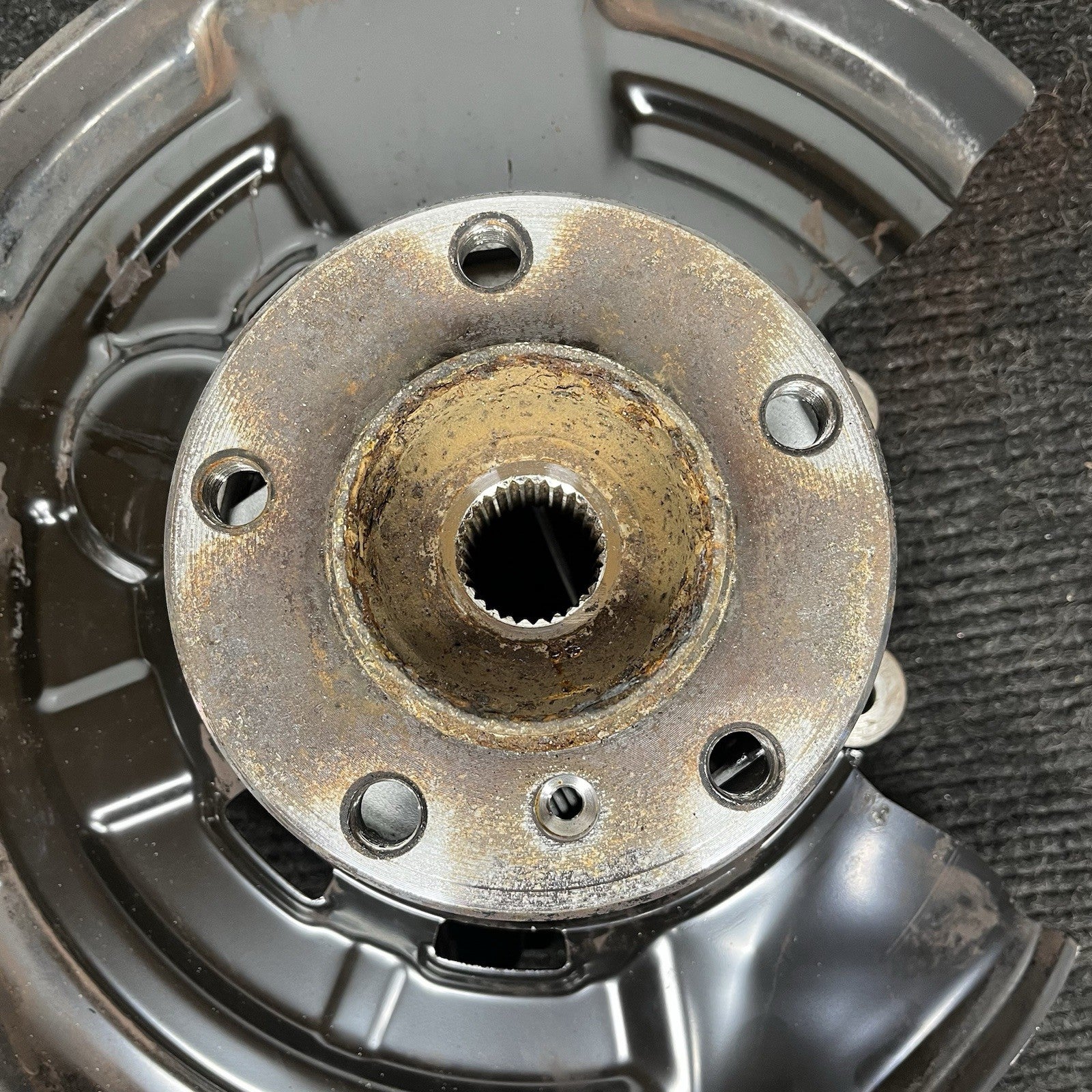 ☑️ 14-21 BMW 228i 230i M235i M240i F22 REAR RIGHT PASSENGER SPINDLE KNUCKLE HUB