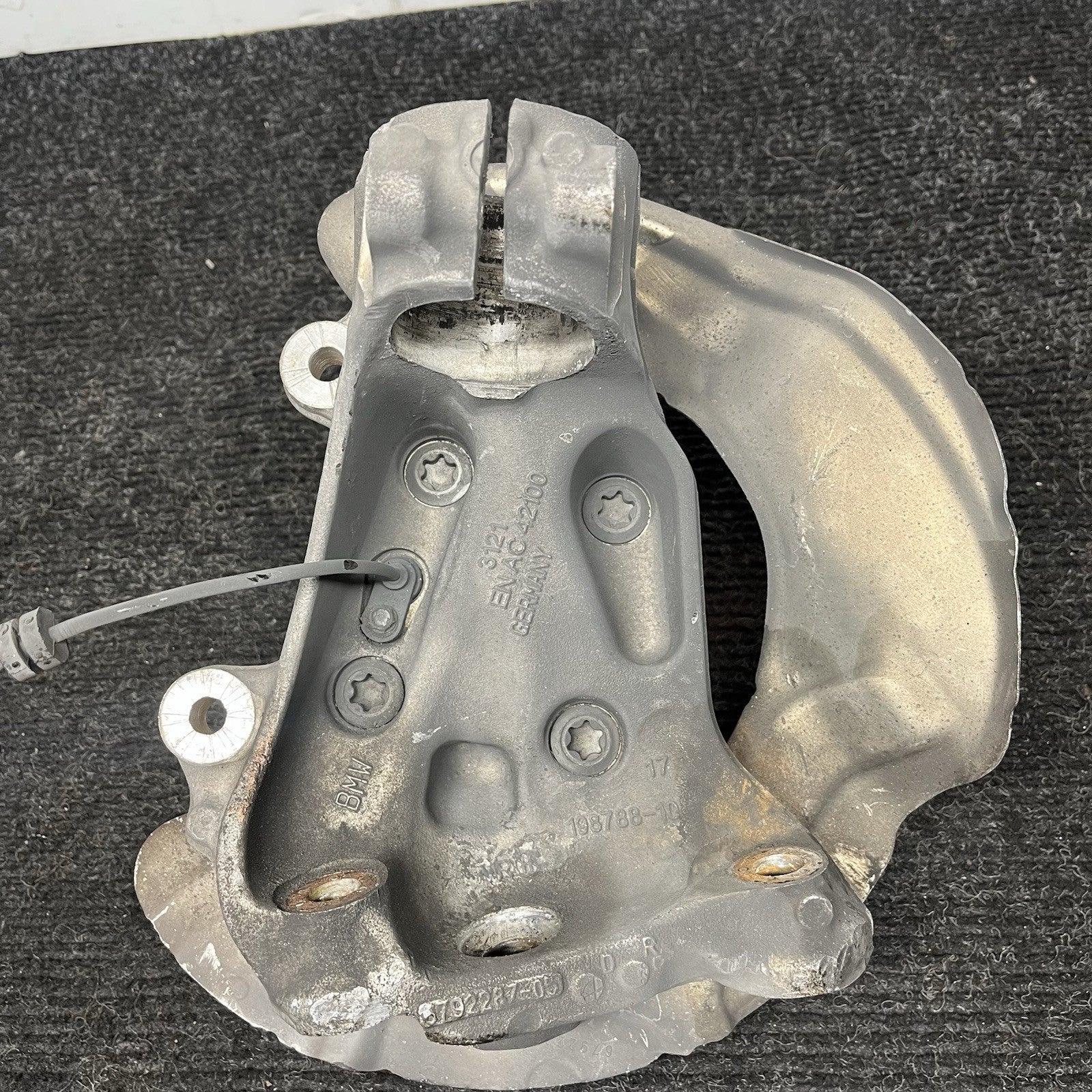 ☑️ 2012-2016 BMW 328I F30 RWD FRONT DRIVER SIDE WHEEL HUB SPINDLE KNUCKLE OEM