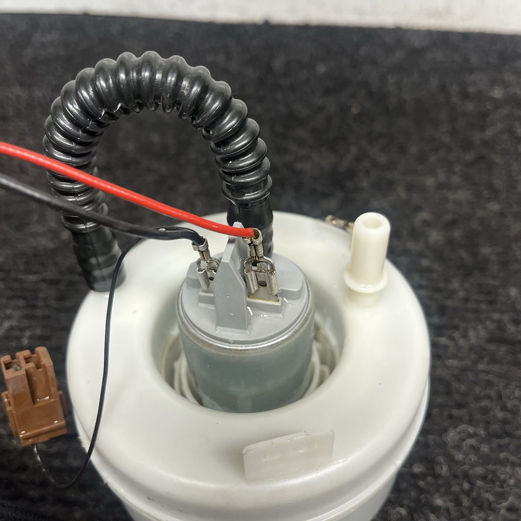 ☑️ 2007-2013 BMW 328i N51 E90 GENUINE OEM FUEL PUMP N51B30A 16147194207 7194207