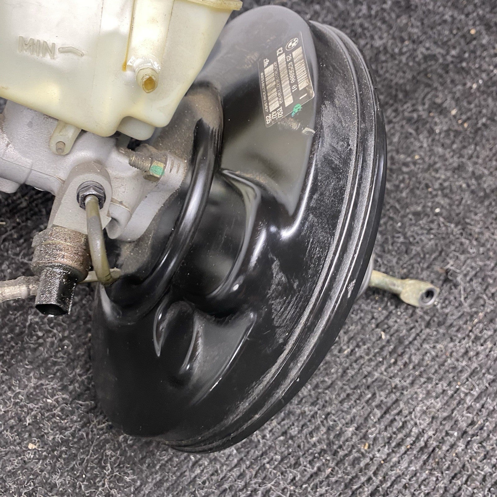 ☑️ 03-08 BMW Z4 E85 E86 Brake Booster Master Cylinder Reservoir OEM 6756800
