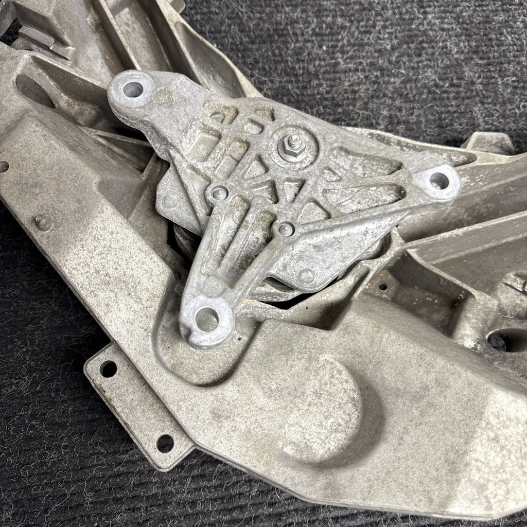 ☑️ 09-16 Audi A4 S4 S5 Q5 OEM Transmission Mount Crossmember Bracket 4H0399263