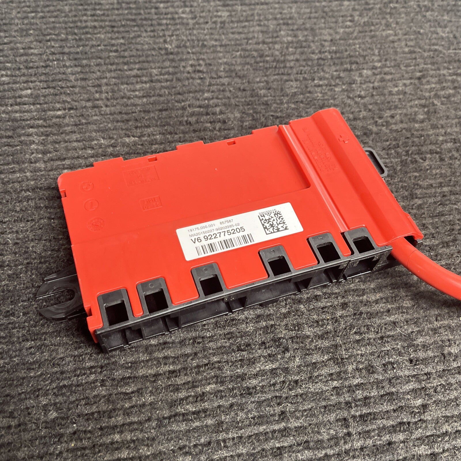 ☑️ 11-19 OEM BMW F22 F23 F30 F32 F36 F80 F82 F87 Positive Battery Power Fuse Box