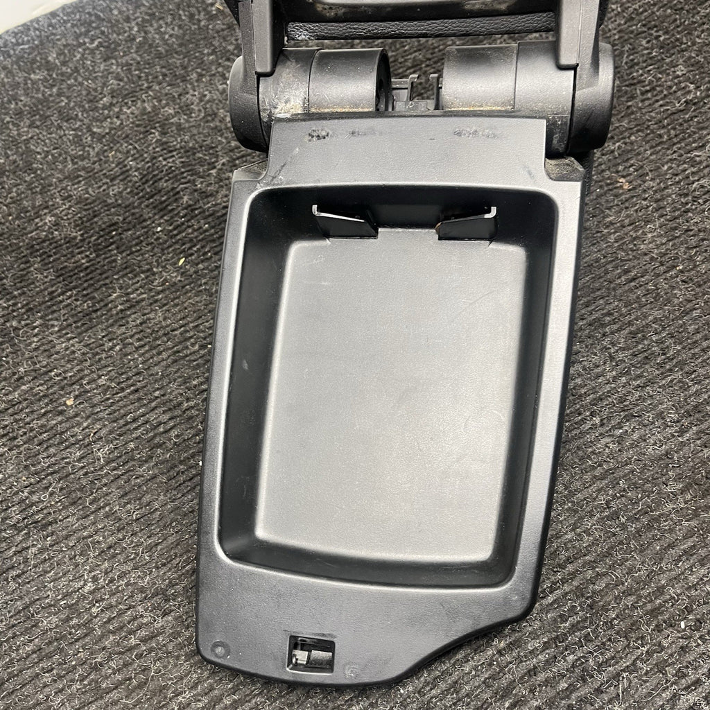 08-13 BMW E82 128i 135i Center Console Armrest Tray Lid BLACK Leather 9110501-08