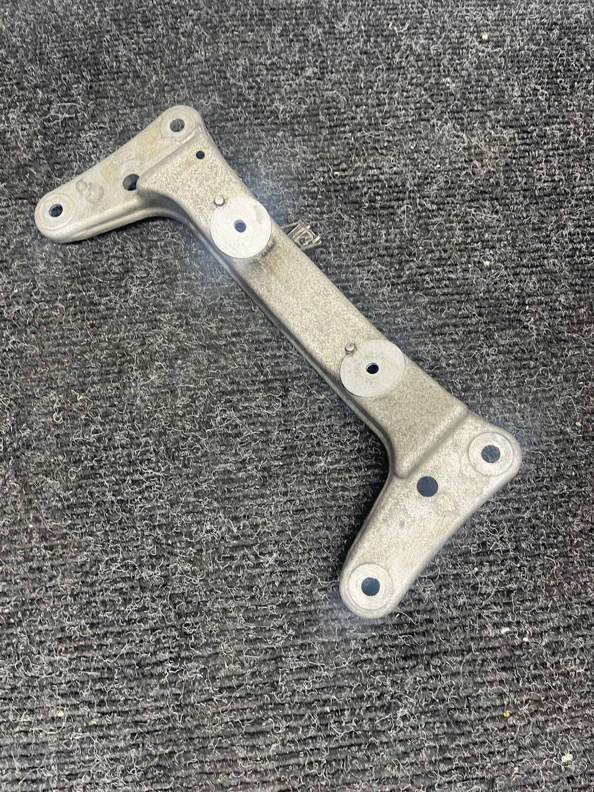 ☑️ 06-13 BMW E92 335i Automatic Transmission Mount Bracket Support OEM