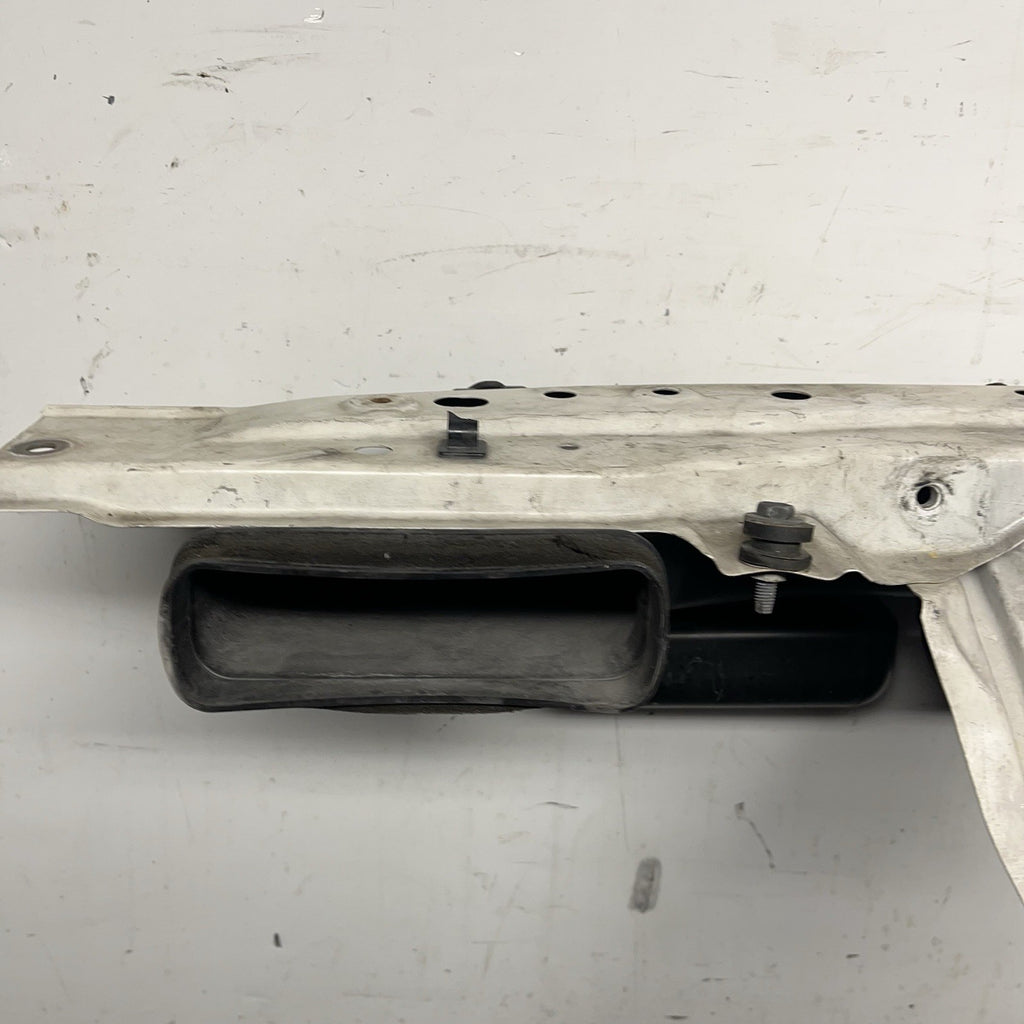 ☑️ 2013-2019 Subaru BRZ Scion FRS Radiator Upper T Bar Bracket W/ Air Duct OEM