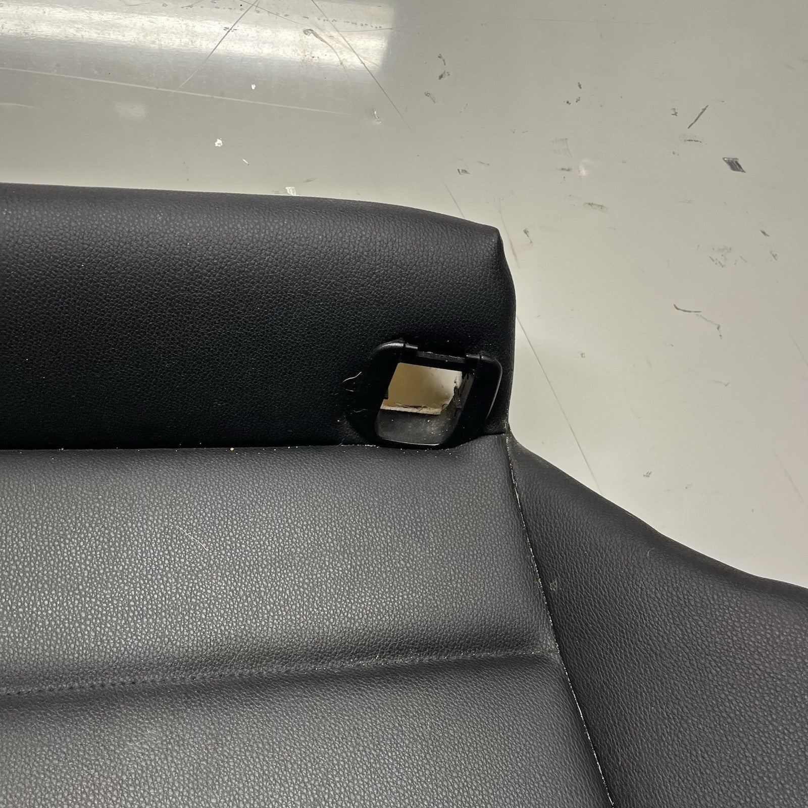 ☑️ 08-13 OEM BMW E82 E88 128 135 Rear Seat Lower Cushion Leather Boston Black