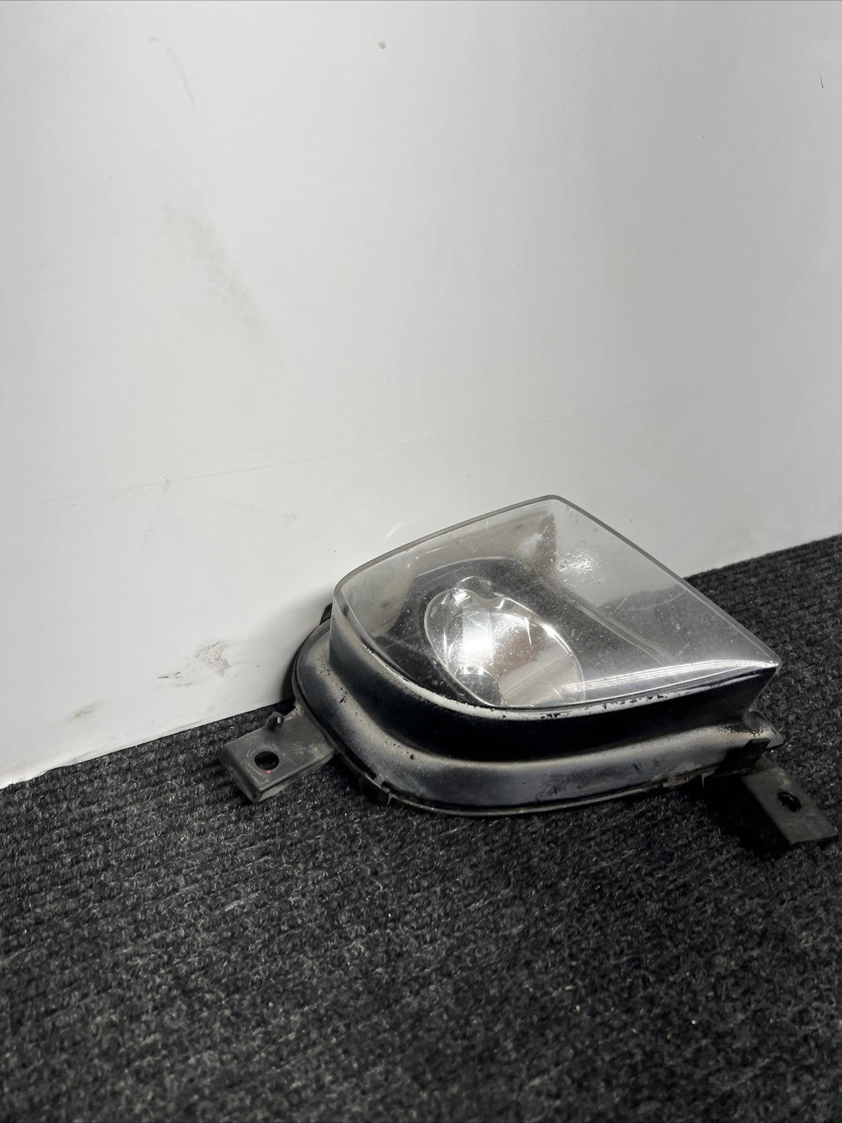 2009 2010 2011 BMW 3 Series Right Passenger RH Front Fog Light OEM 170037-02