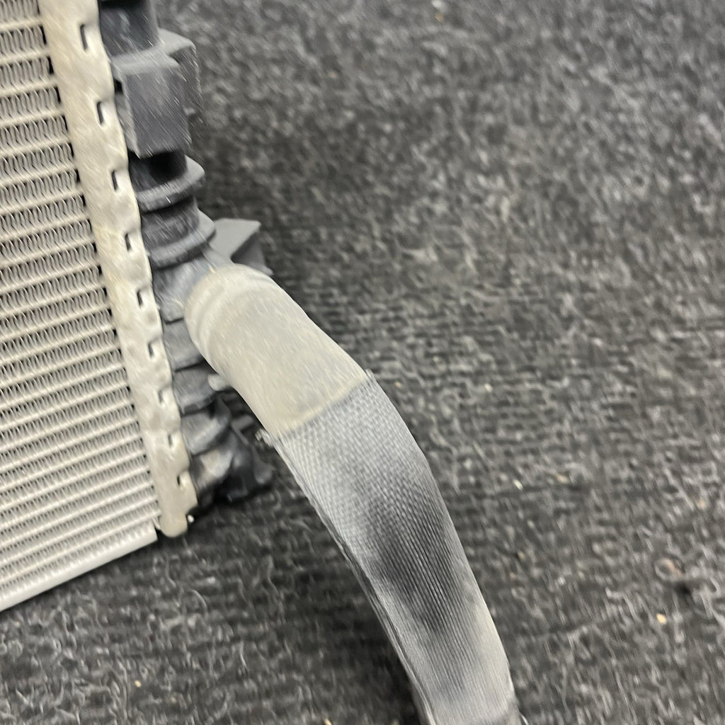 ☑️ OEM 2011-2015 AUDI Q7 3.0L FRONT LEFT RIGHT AUX AUXILIARY SECONDARY RADIATOR