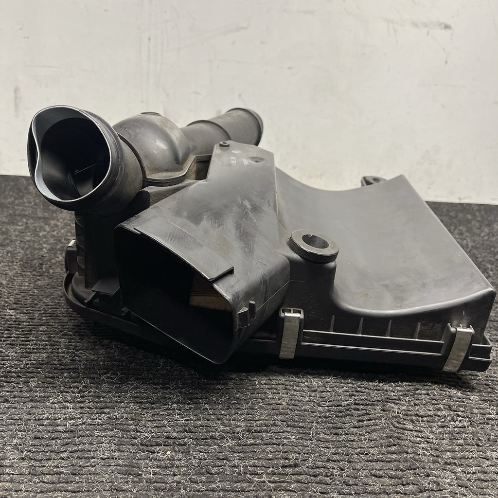 ☑️ 07-13 OEM BMW E82 E88 E90 E92 E93 335 N54 AirBox Air Box Filter Housing