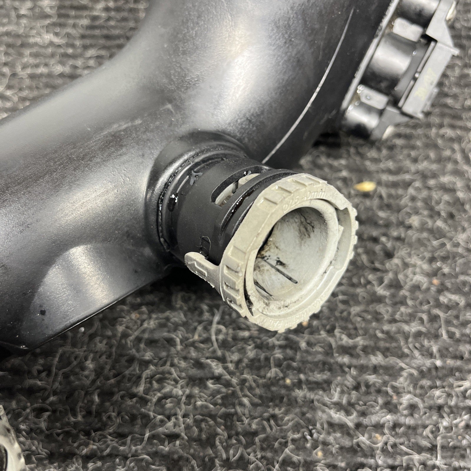 ☑️ 07-10 BMW E90 E92 E93 335 N54 Charge Pipe Air Induction Diverter Pipe OEM