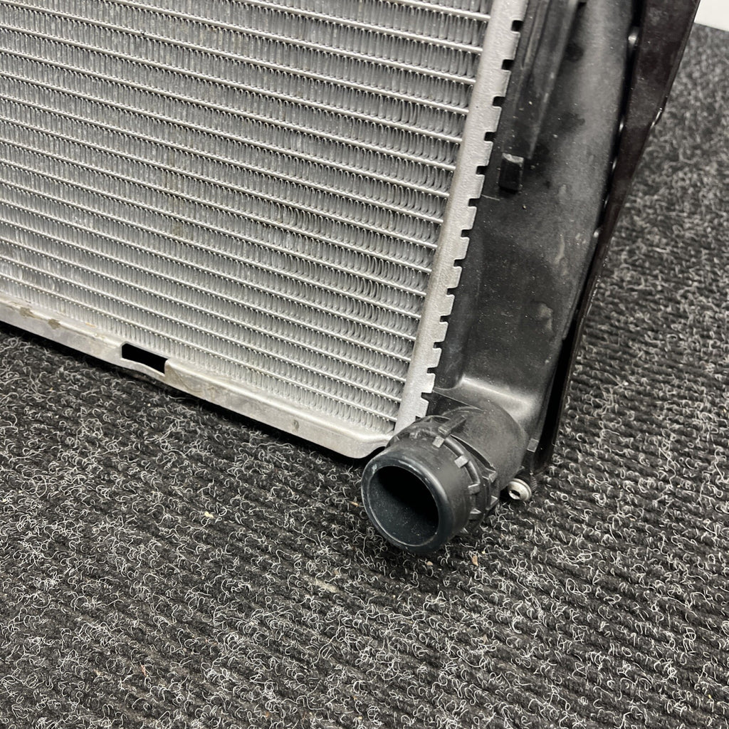 ☑️ 07-13 BMW E92 N54 335i RADIATOR A/T TRANSMISSION OIL COOLER W CONDENSER OEM