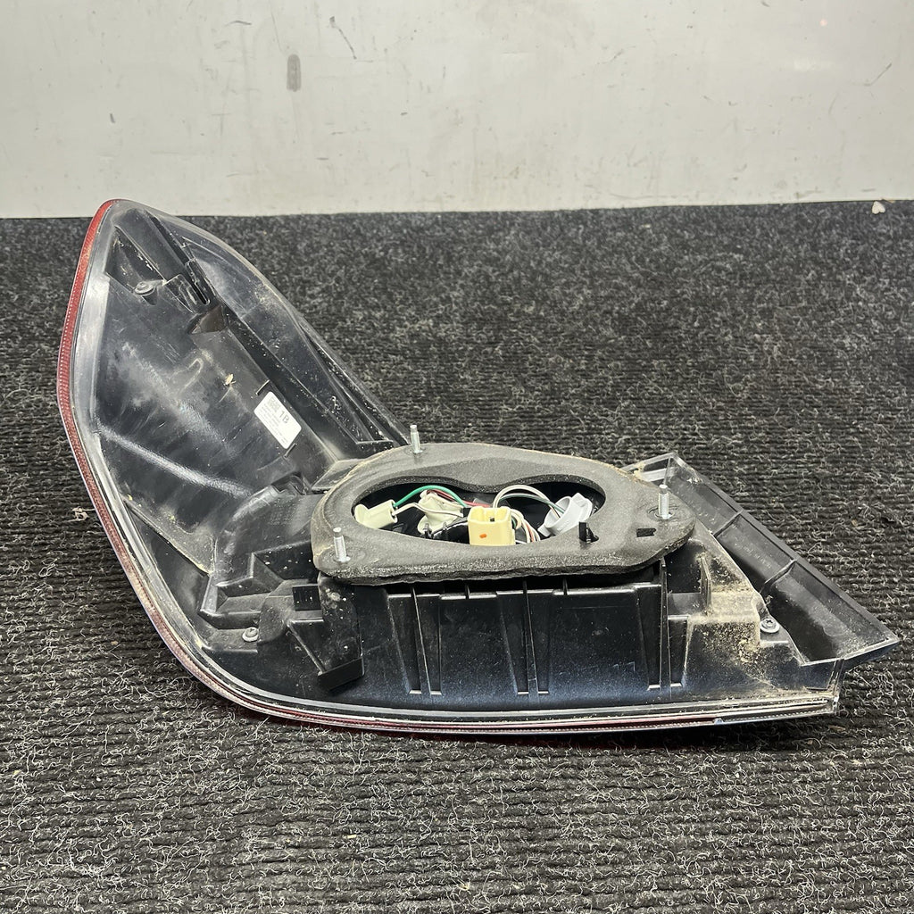 ☑️ 2015 Subaru WRX STI 2.5L Right Hand Rear Turn Signal/Taillight Assembly OEM