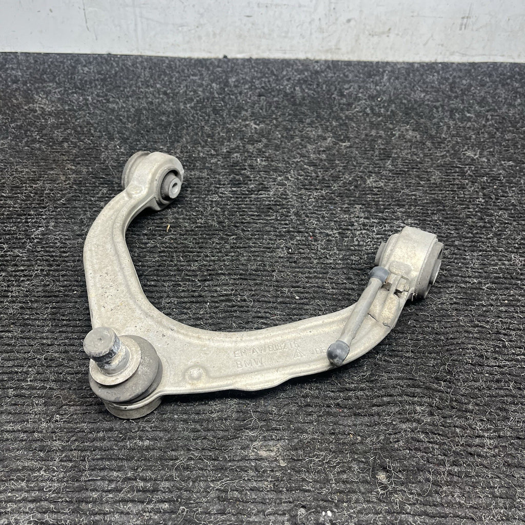 ☑️ 07-13 BMW X5 E70 LCI AWD FRONT LEFT DRIVER UPPER CONTROL ARM SUPPORT OEM