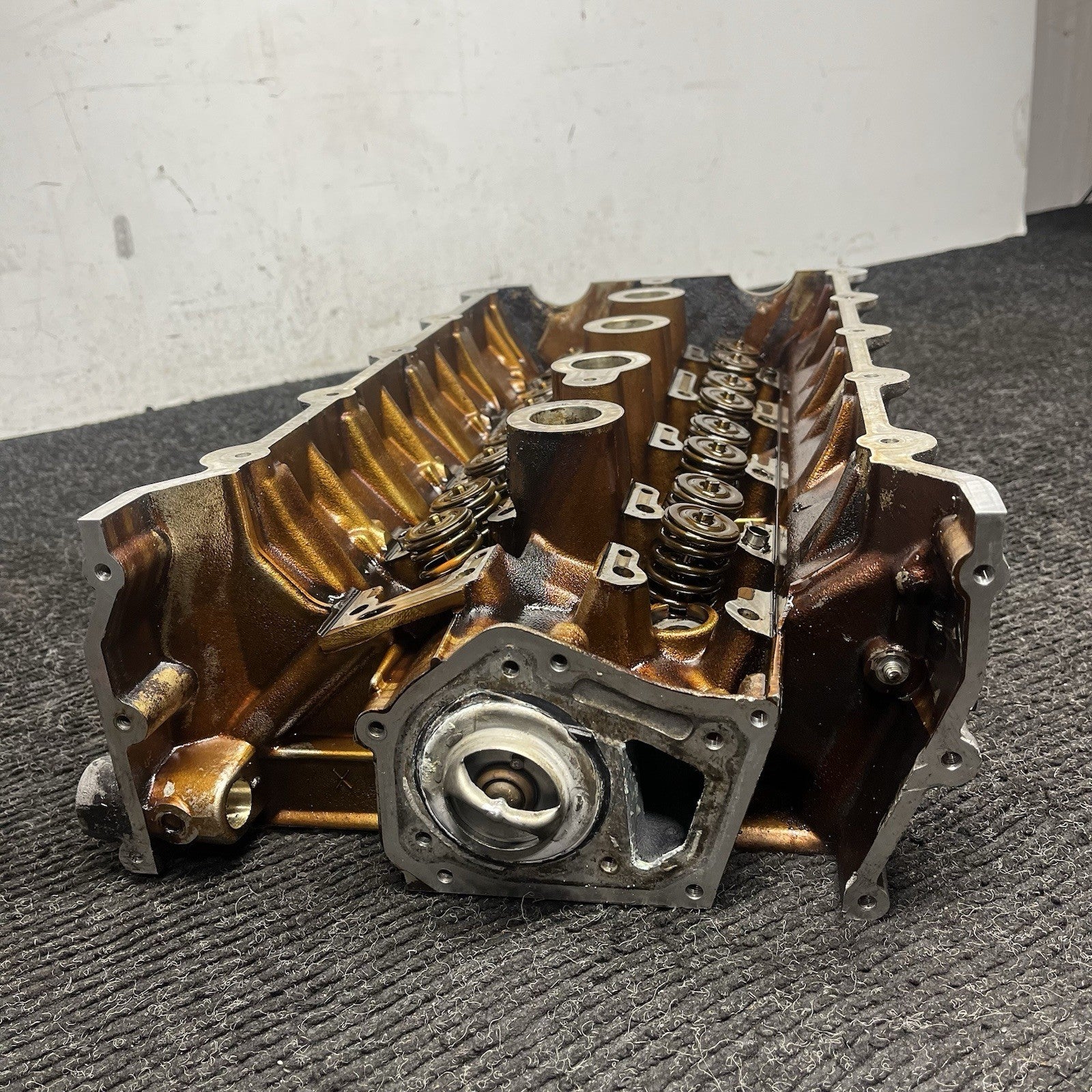☑️ BMW M42 Engine Cylinder Head 1721464