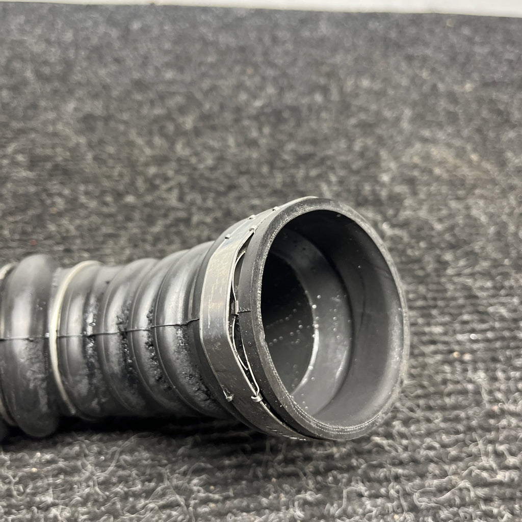 ☑️ 07-10 BMW E90 E92 E93 335 N54 Charge Pipe Air Induction Diverter Pipe OEM
