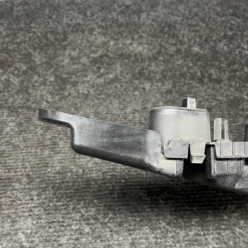 ☑️ 2022-2025 TOYOTA GR86 BRZ REAR BUMPER RIGHT SIDE UPPER MOUNT BRACKET OEM