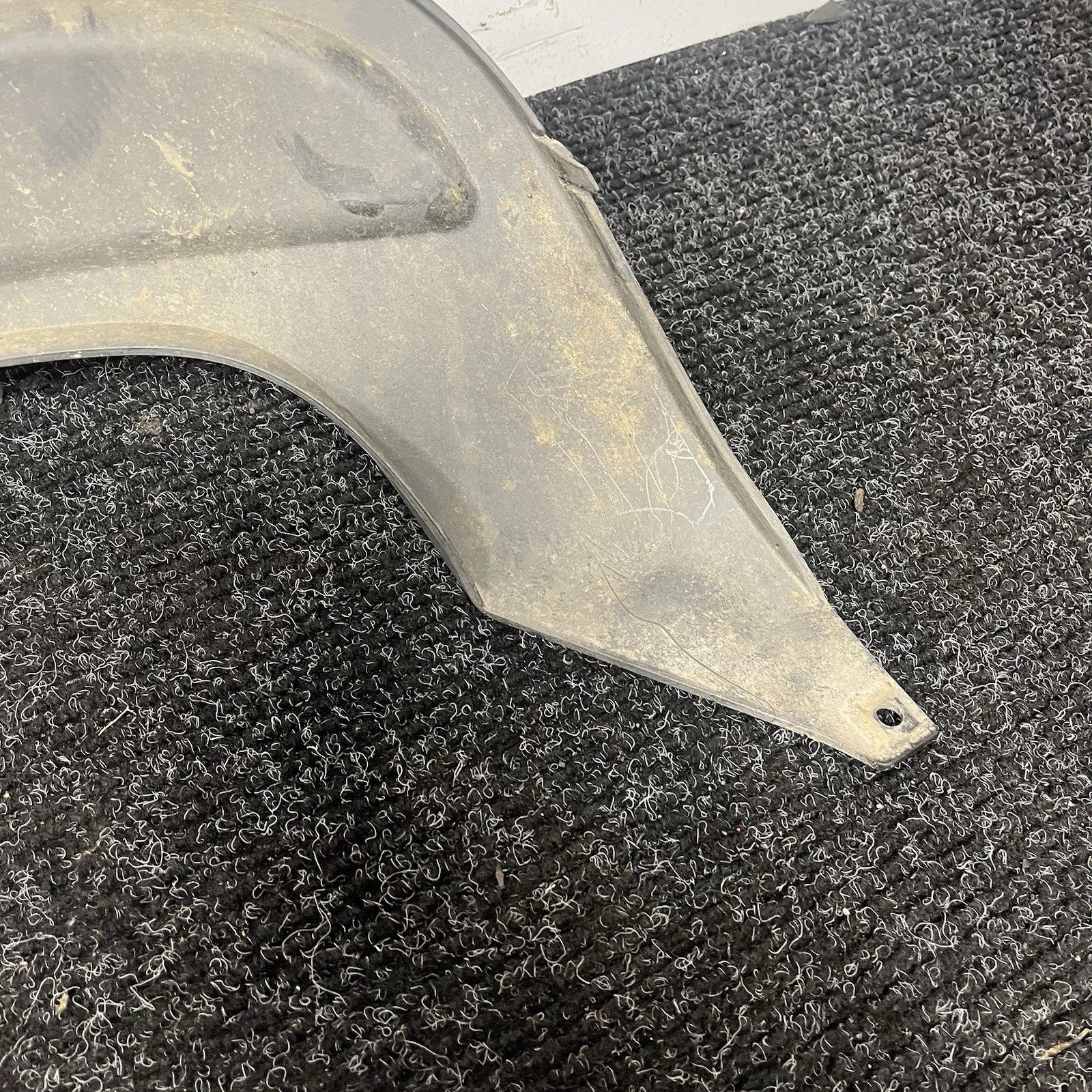 ☑️ 2008-13 BMW E82 E88 128I 135I M-SPORT REAR BUMPER DIFFUSER COVER OEM 8045506