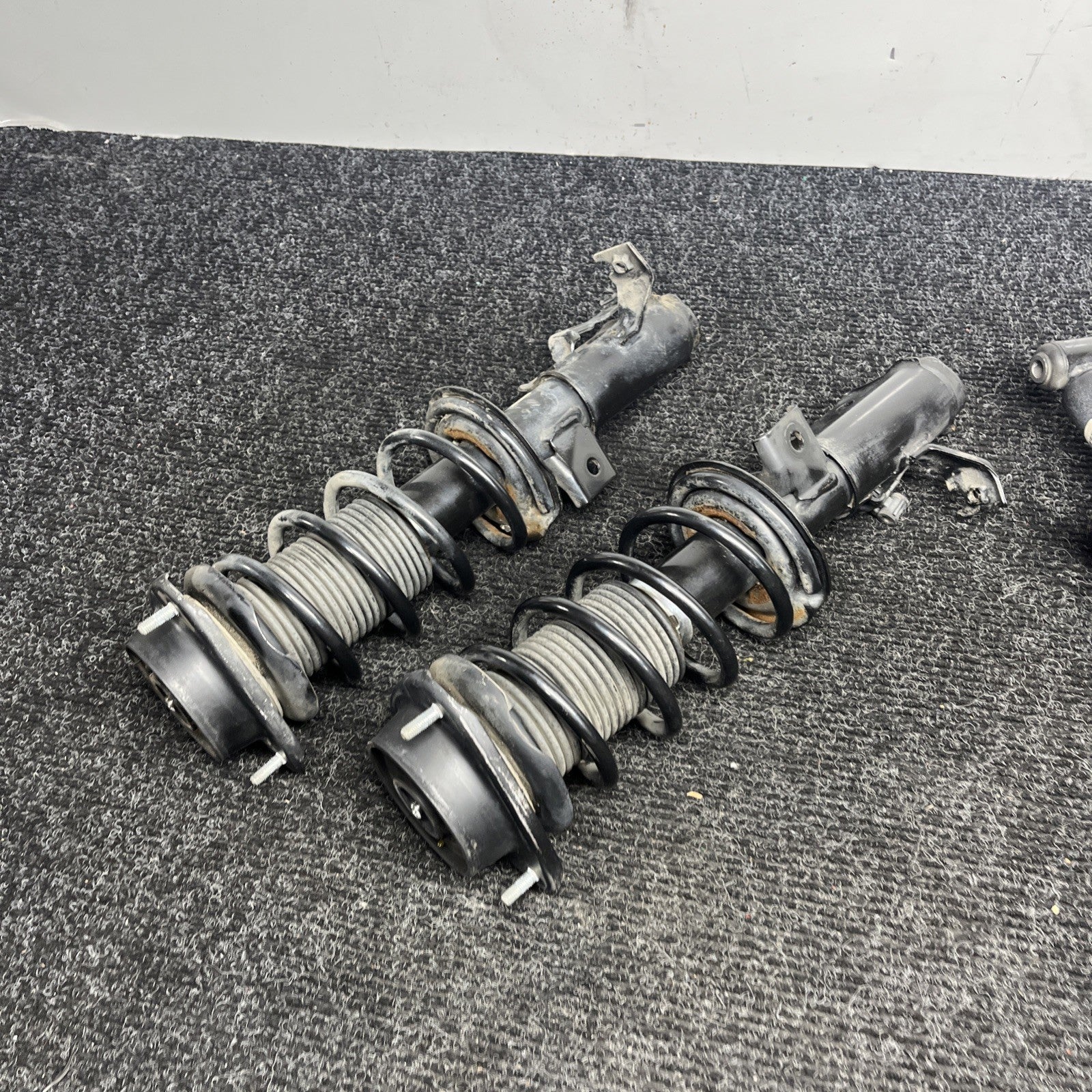 ☑️ OEM Springs & Struts Suspension Subaru BRZ Toyota 86 Scion FRS