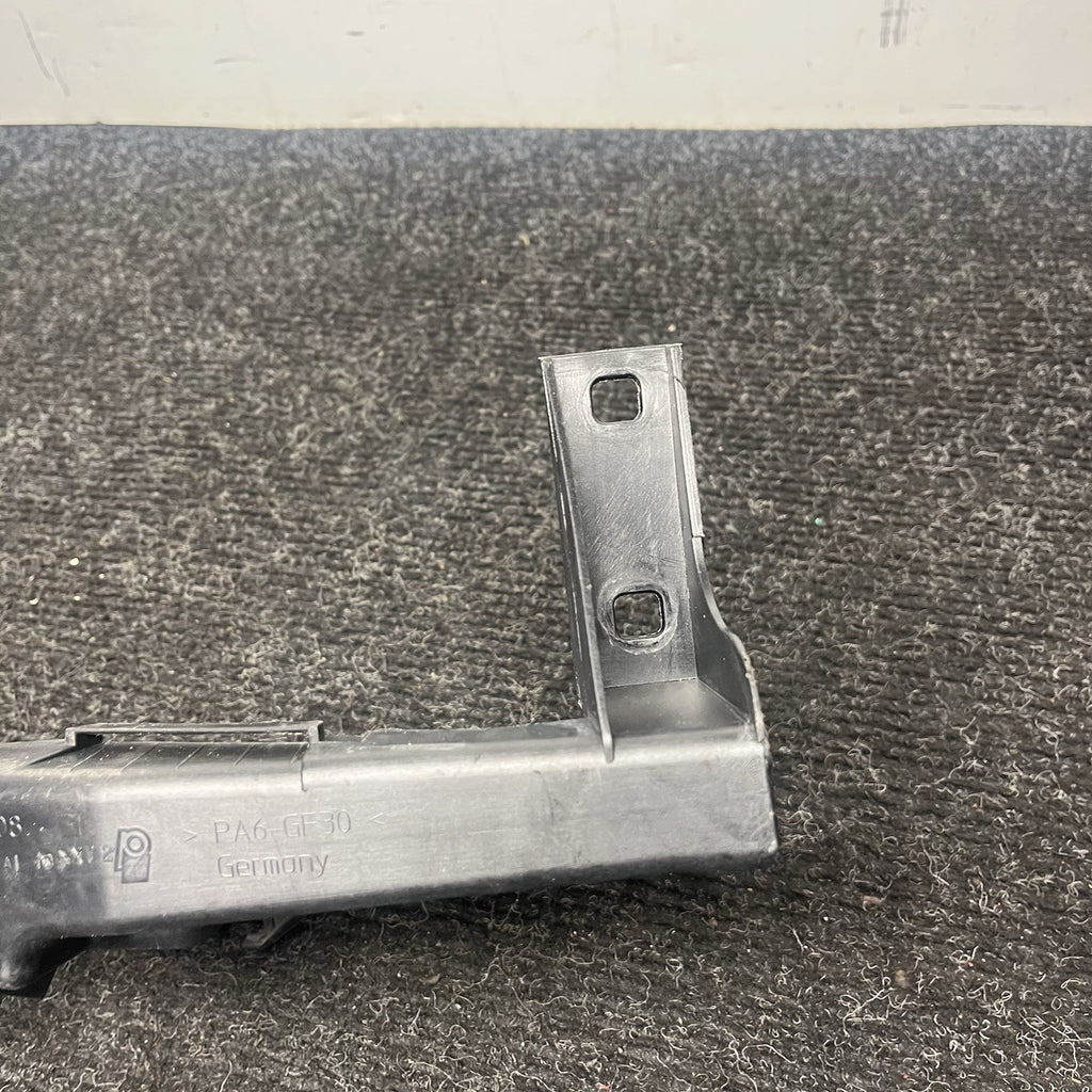 ☑️ 06-08 BMW E90 E91 325 330 335 Front Passenger Headlight Arm Bracket Mount