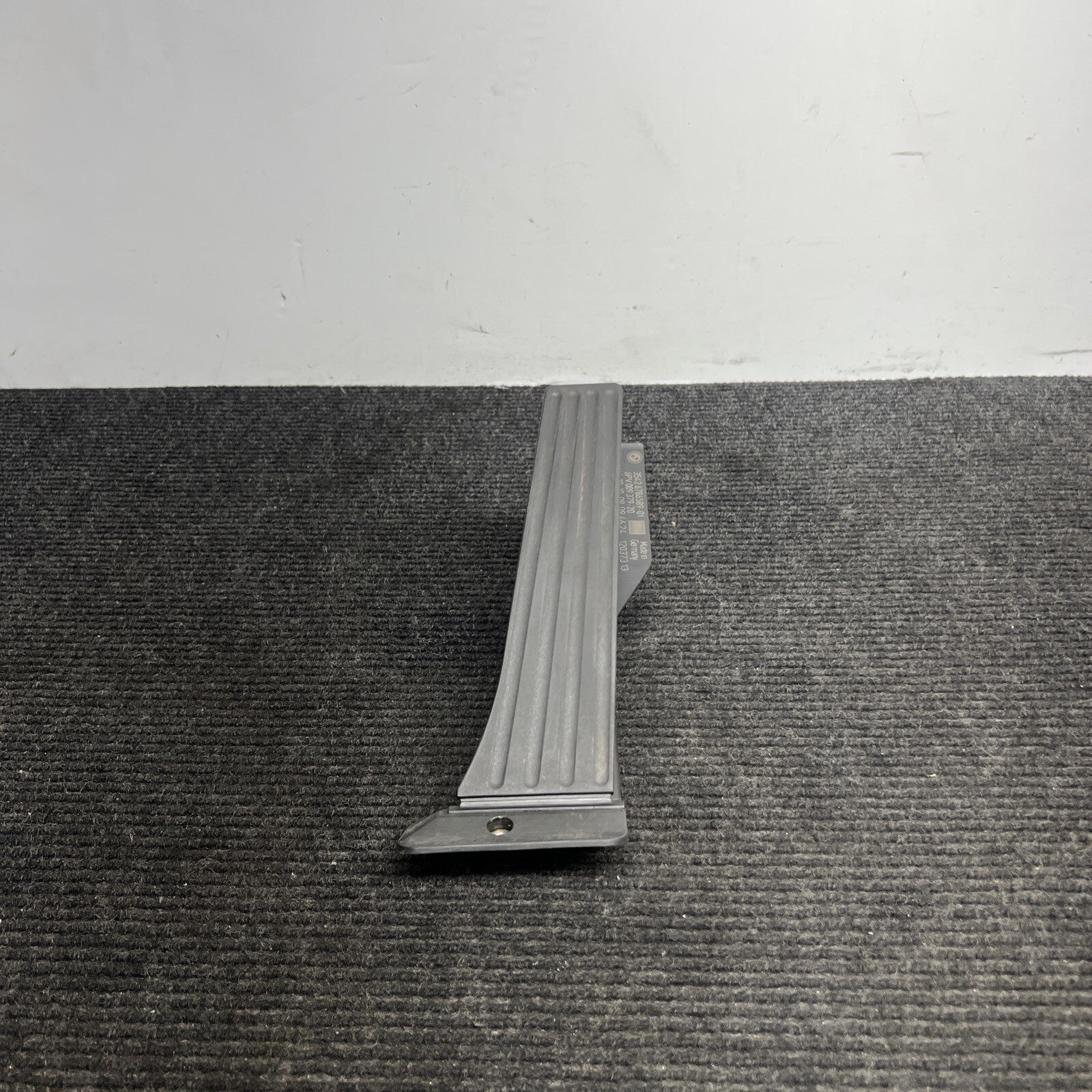 ☑️ Bmw E82 F88 128i 135i Gas Throttle Floor Pedal Lever Module Oem