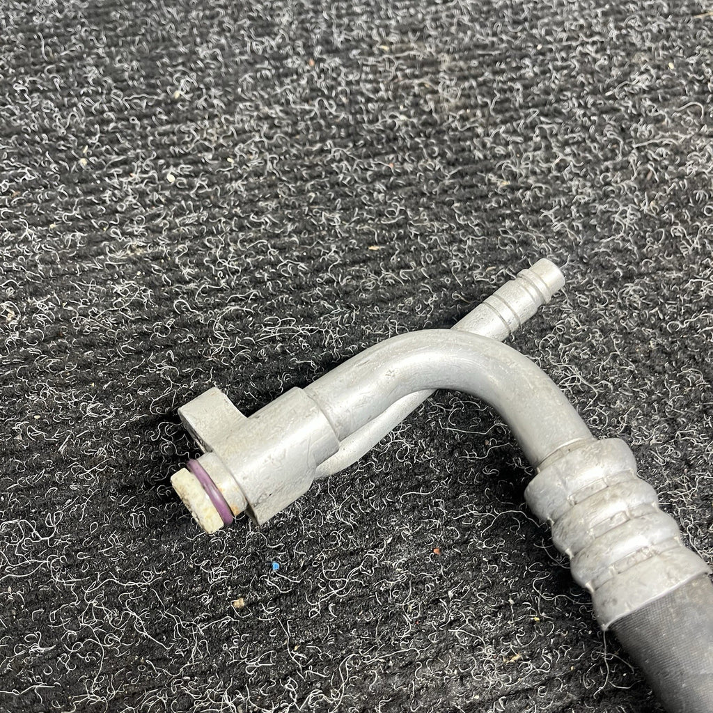 ☑️BMW E88 E82 E90 E92 E93 135 335 AC Compressor Evaporator Suction Pipe Hose OEM
