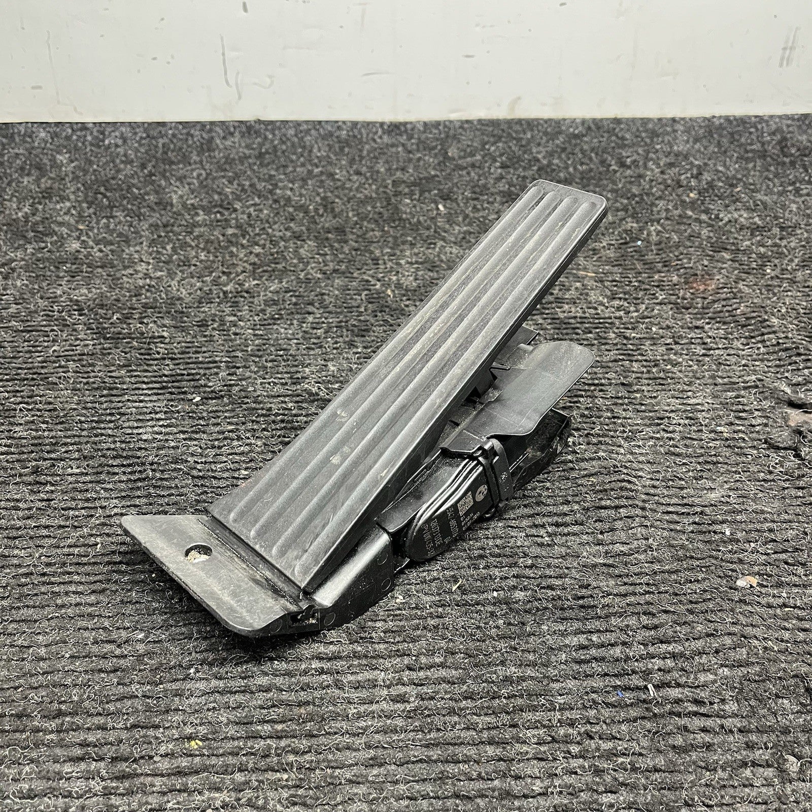☑️ 14-16 BMW F22 2 Series M235i Manual Gas Throttle Accelerator Pedal Module OEM