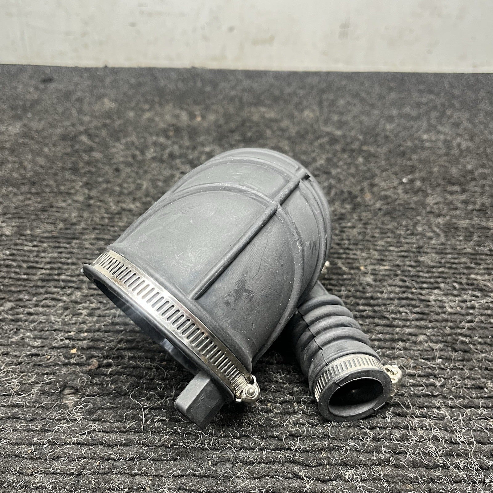 ☑️ Dorman 696-057 Engine Air Intake Hose BMW 325Ci 325i 330Ci 330i 330xi