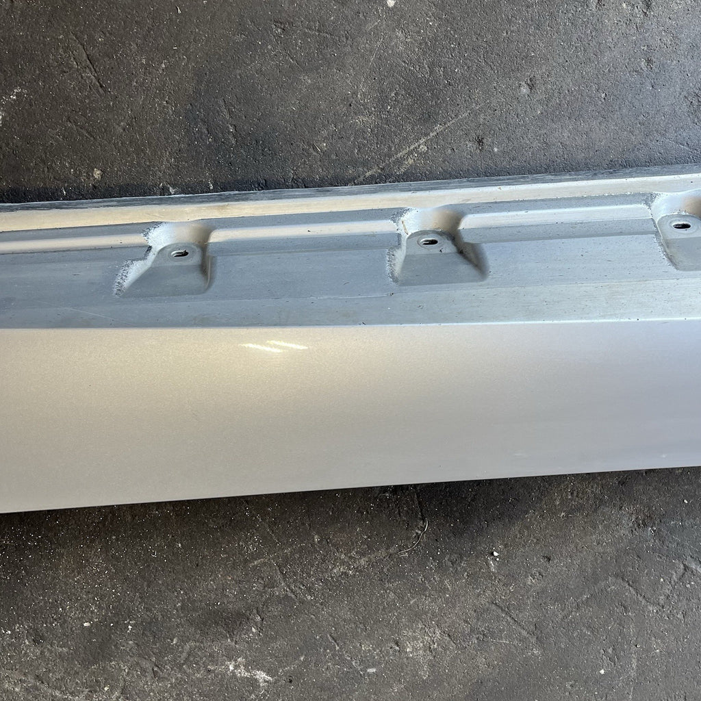 ☑️ 03-08 BMW E85 Z4 LEFT SIDE SKIRT ROCKER PANEL MOLDING TITAN SILVER OEM