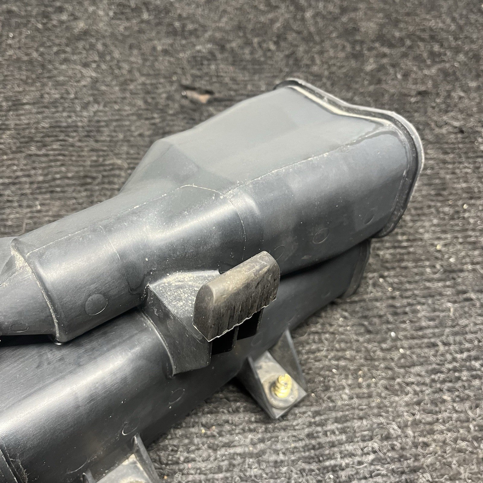 ☑️07-13 OEM BMW E90 E92 E93 335 M3 Fuel Vapor Activated Charcoal Filter Canister