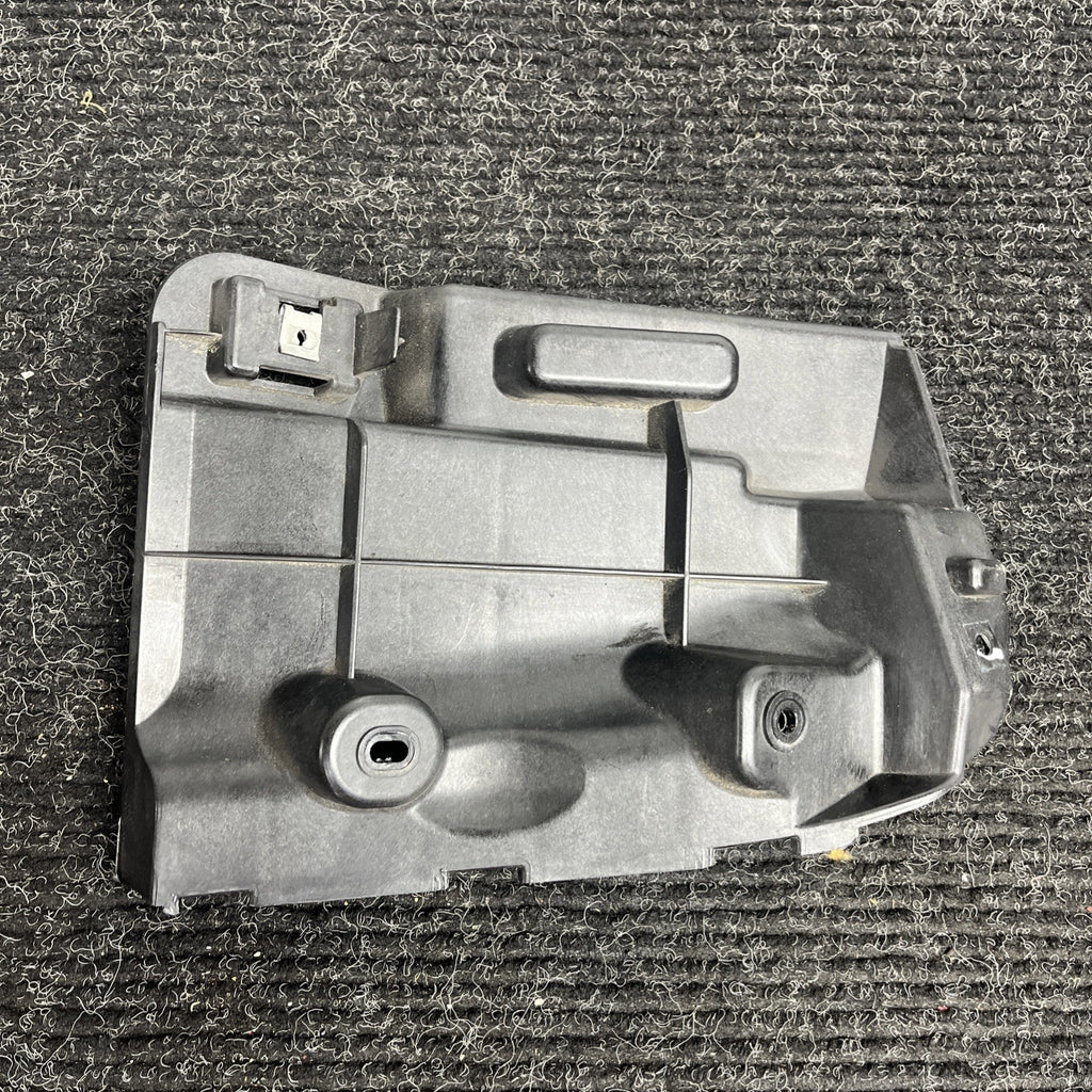 ☑️ 14-21 Maserati Ghibli Rear Left Bumper Mount Support Bracket OEM AK2404120