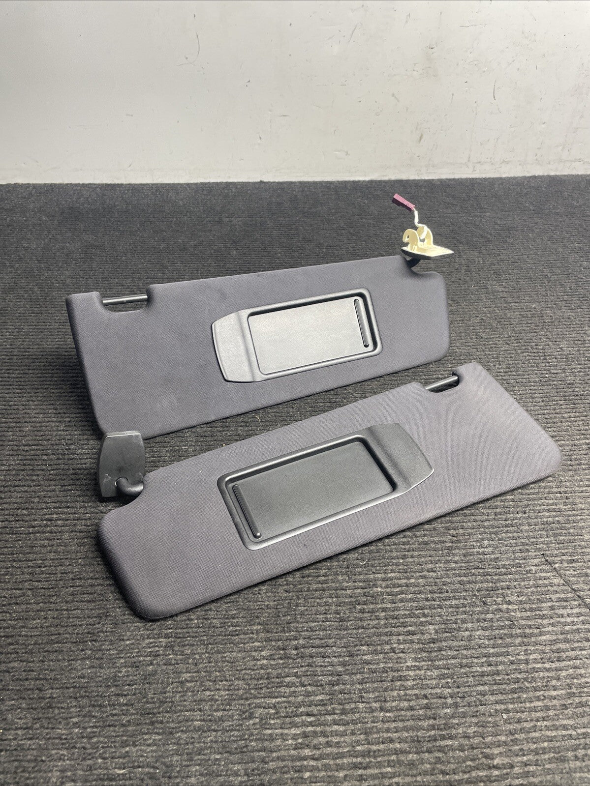 ☑️ 12-18 OEM BMW F06 F13 640 650 M6 Left Right Side Sun Visor  Black SET