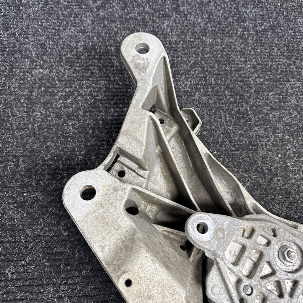 ☑️ 09-16 Audi A4 S4 S5 Q5 OEM Transmission Mount Crossmember Bracket 4H0399263