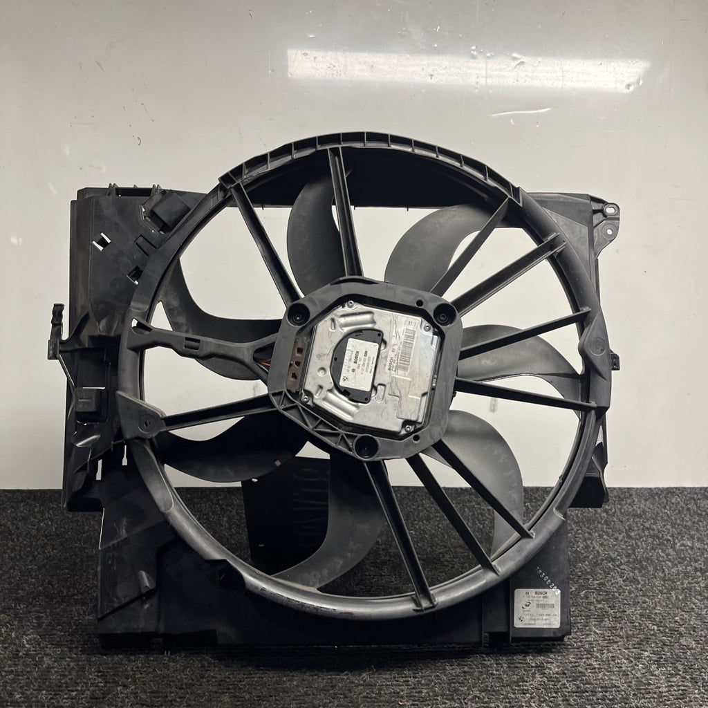 ☑️ 07-13 OEM BMW E88 E90 E92 N54 N55 Engine Radiator Cooling Auxiliary Fan 600W