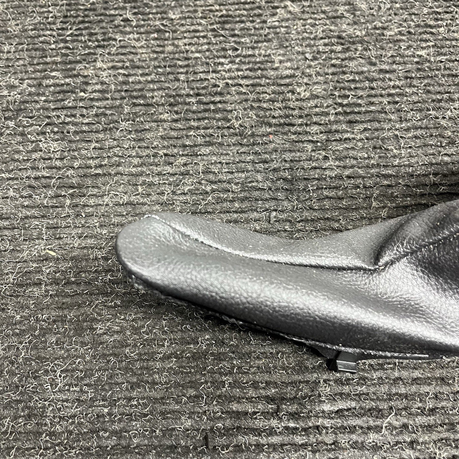 ☑️ 12-18 BMW F30 F31 320i 328i Parking Handbrake Lever Boot Cover OEM 9235425