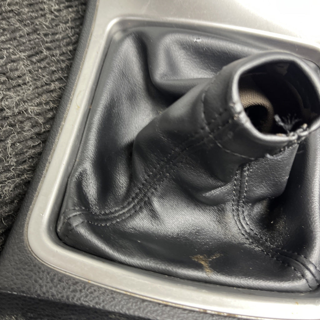 ☑️ 08-14 SUBARU WRX STI CENTER CONSOLE MANUAL GEAR SHIFT BOOT TRIM COVER OEM