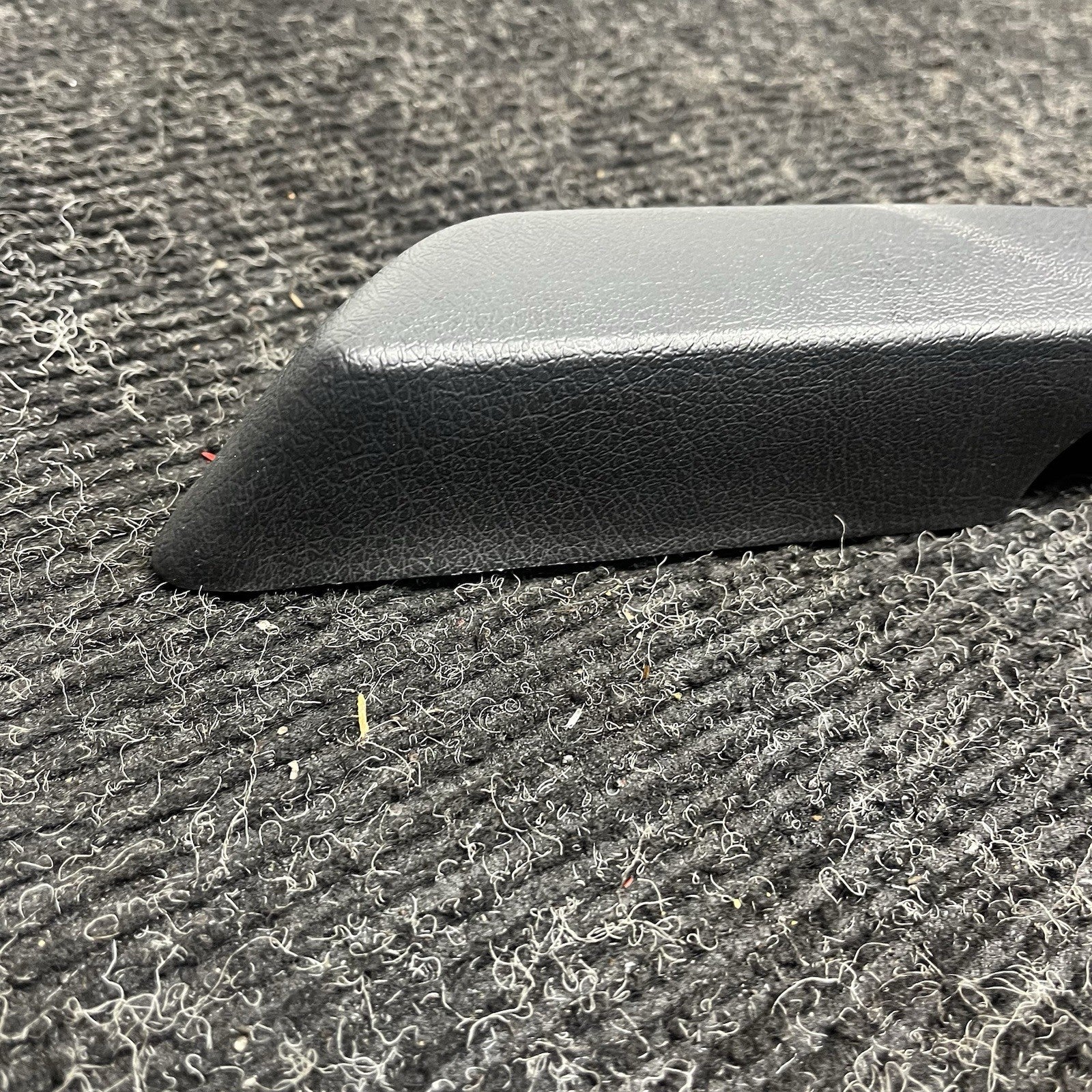 ☑️ Original BMW E30 Touring Limousine Armrest Black 1906218 316 318 320 323 325
