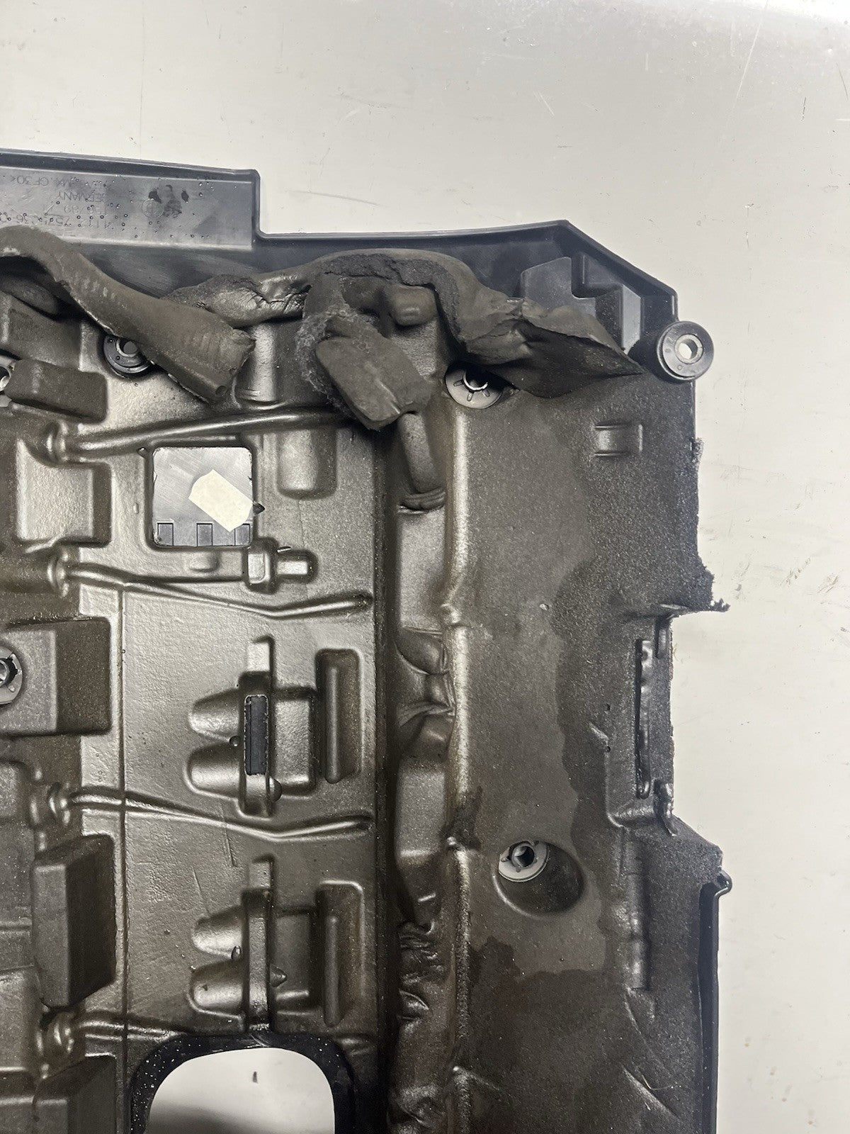 ☑️ OEM BMW E88 E90 E92 E93 Engine Cover N54 Head Cylinder Ignition Coil Covering