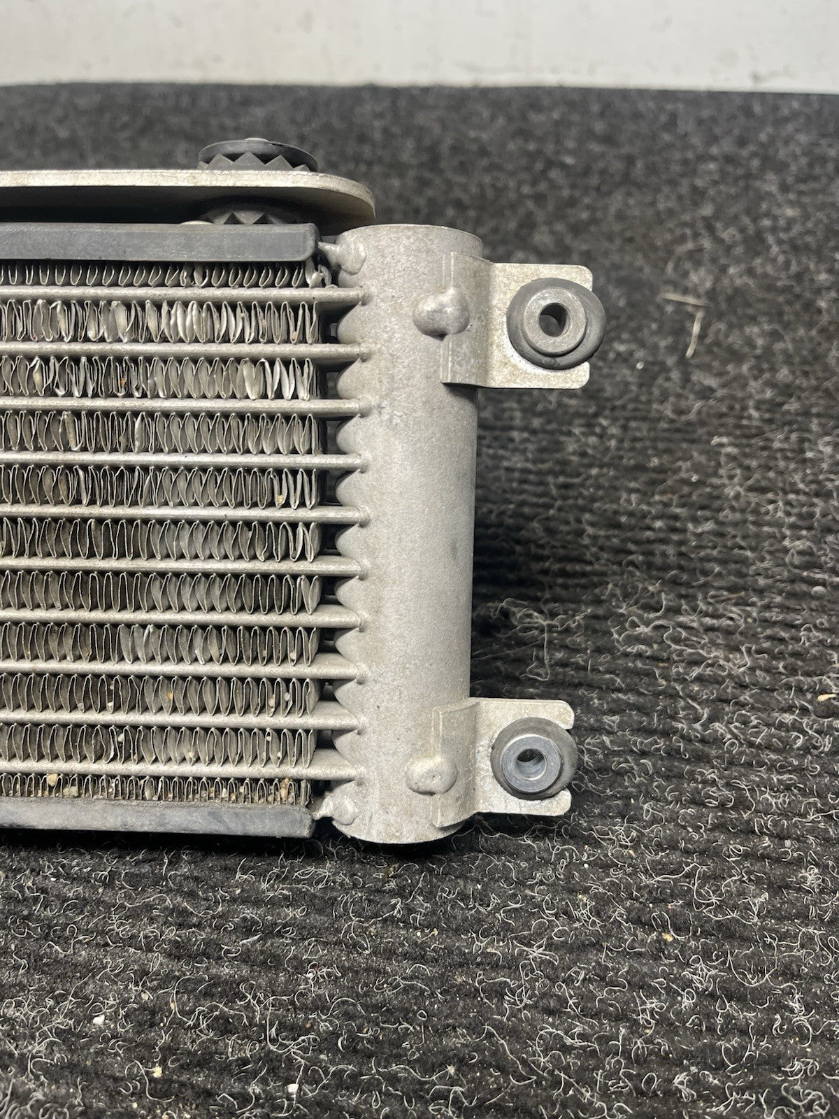 ☑️ 08-13 BMW E90 E92 E93 M3 OEM Right Passenger Engine Oil Cooler Radiator