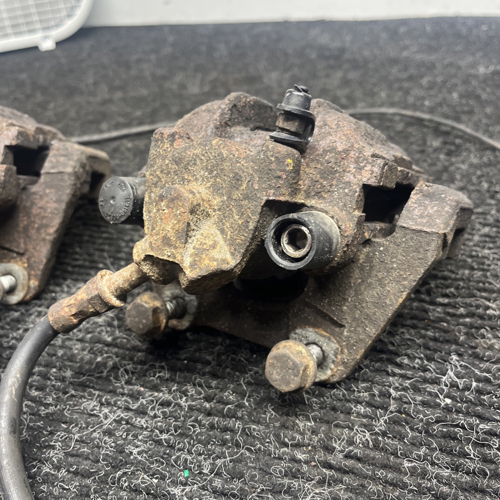 ☑️ 01-06 BMW E46 330i 330Ci RWD SET OF 2 REAR LEFT & RIGHT BRAKE CALIPER OEM