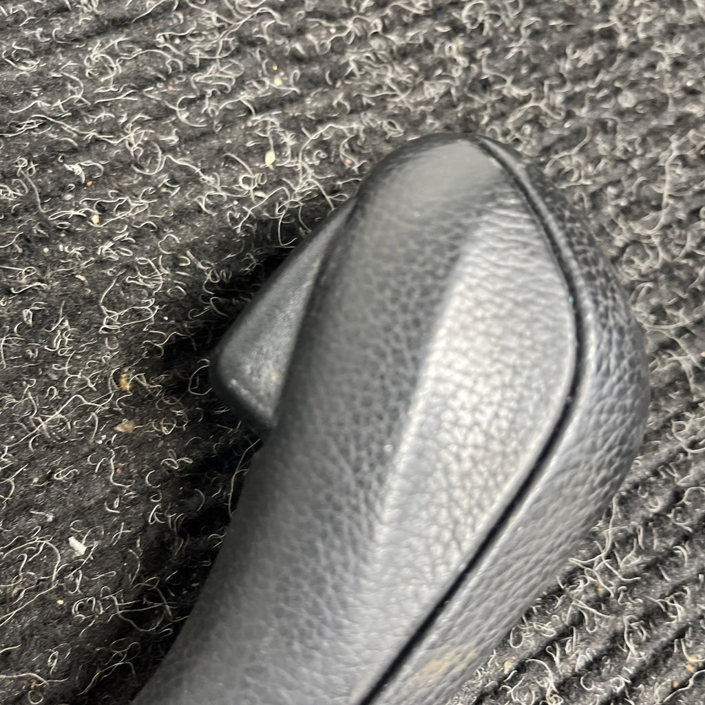 ☑️ 07-13 BMW E90 E92 328I 335I AUTOMATIC GEAR SHIFT KNOB SHIFTER OEM