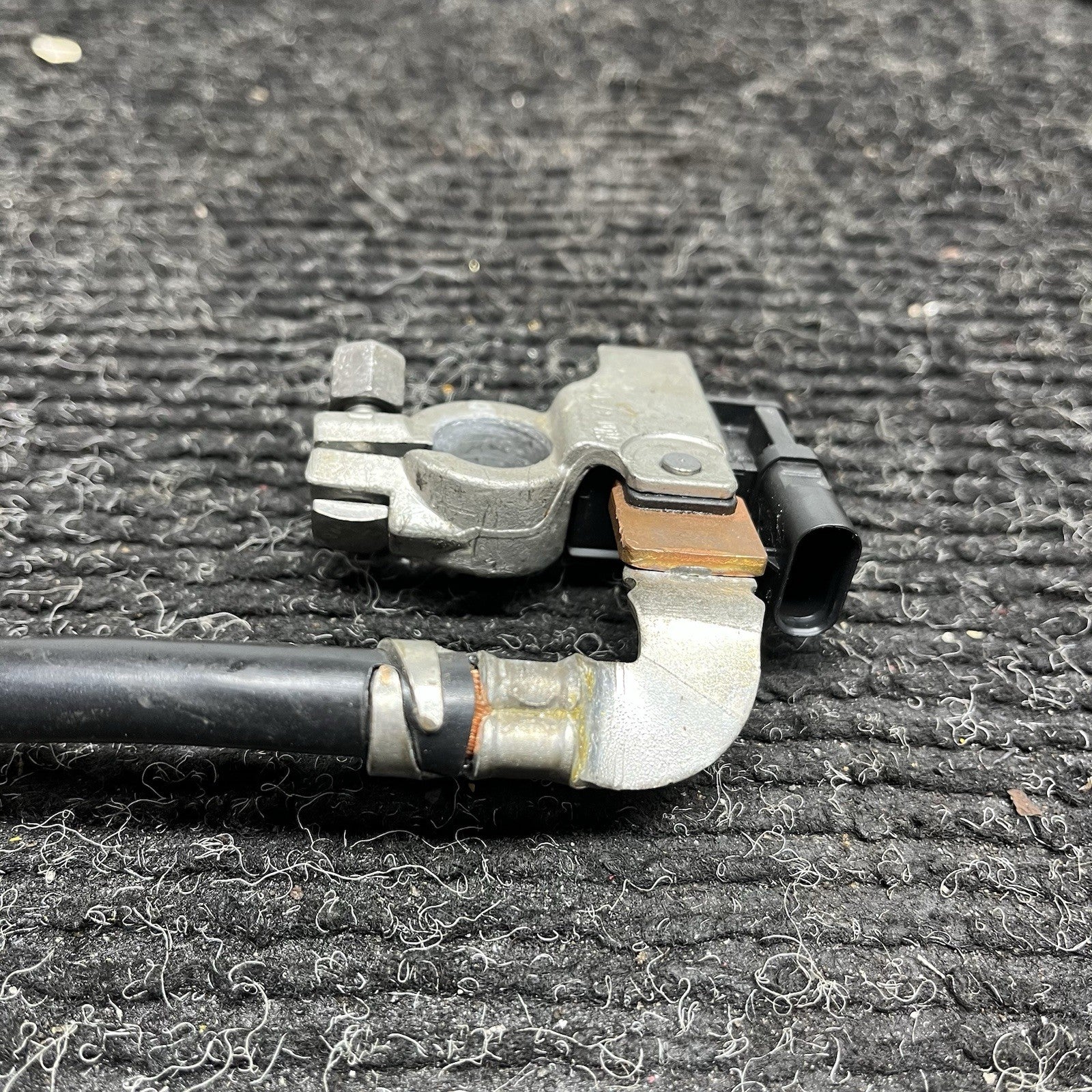 ☑️ 08-13 OEM BMW E82 E88 128 135 Battery Negative Cable Terminal IBS Ground