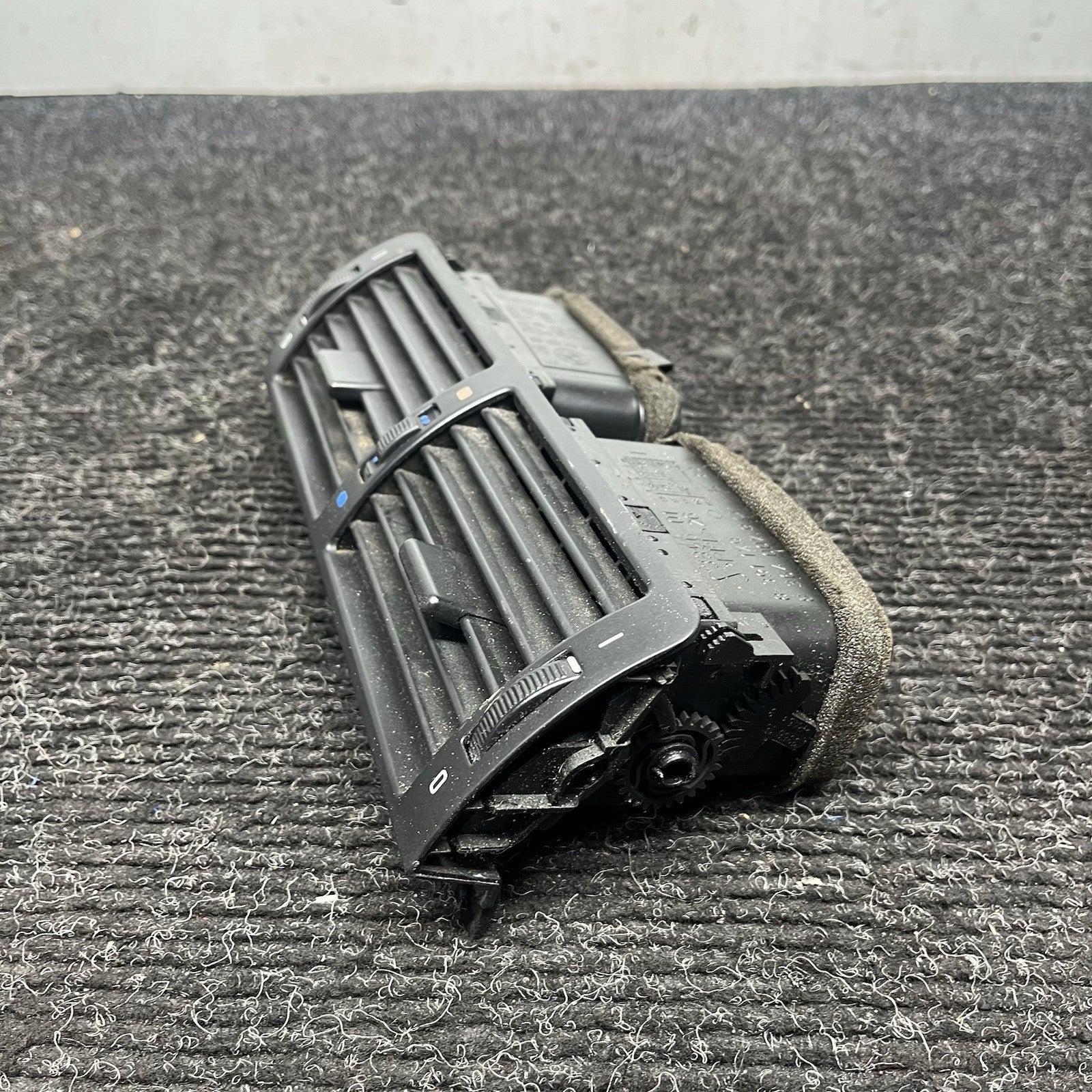 ☑️ 1999-2006 BMW E46 Center Dash Vent Assembly OEM 325 330i 325ci 330ci M3 OEM
