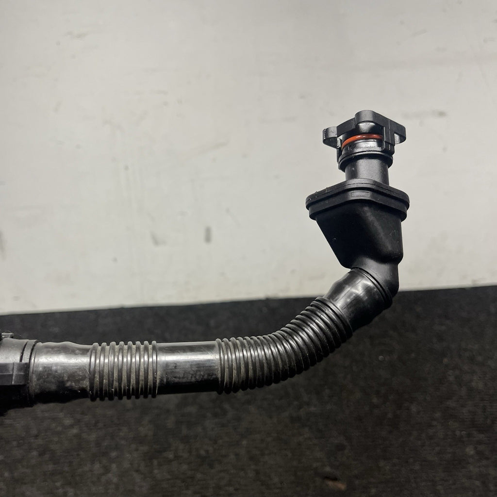 ☑️ 07-10 OEM BMW E90 E92 E93 N54 Engine Valve Cover Vent Hose Pipe