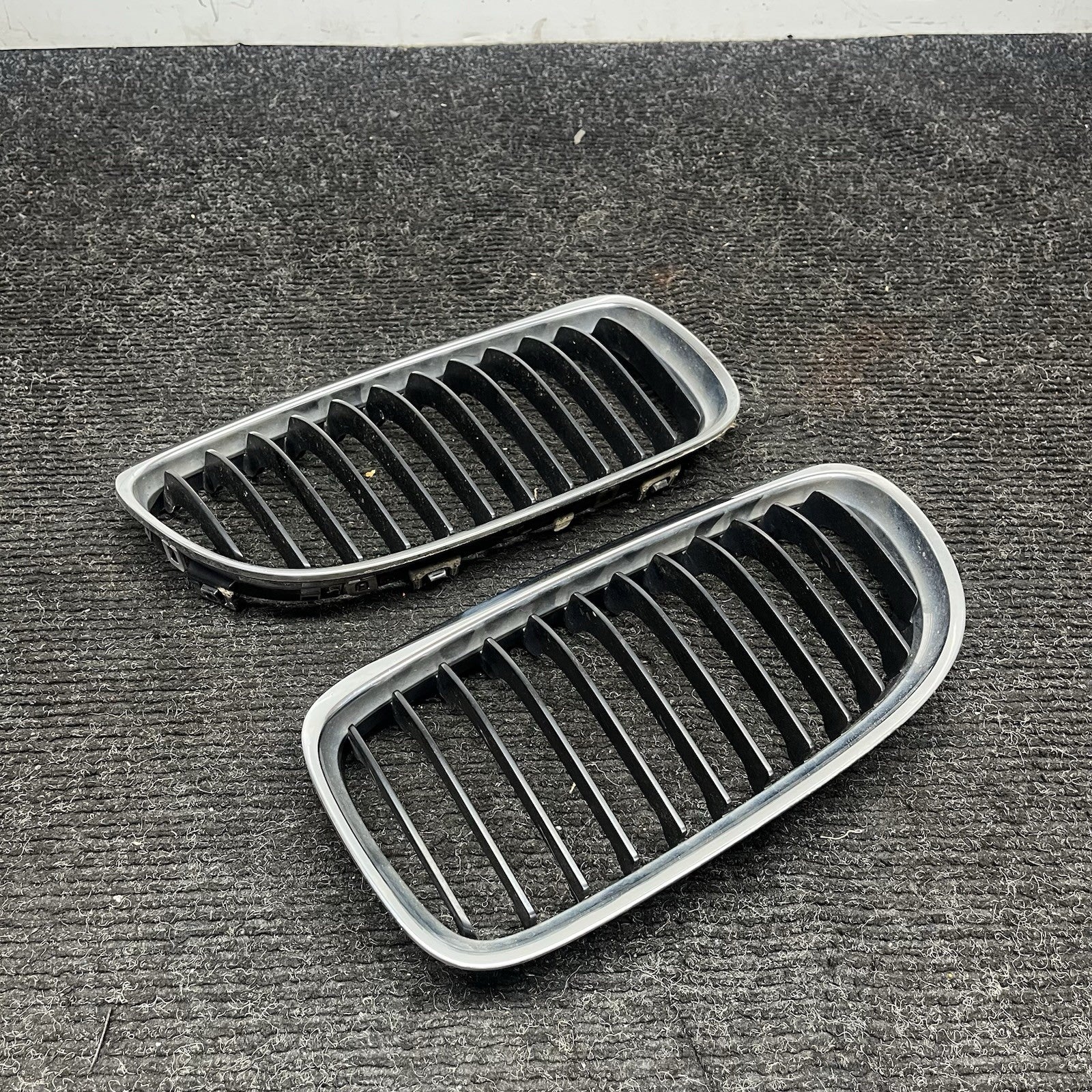 ☑️ BMW 3 Series E90 E91 Front Bumper Grill Pair Kidney 7201967 7201968 GENUINE
