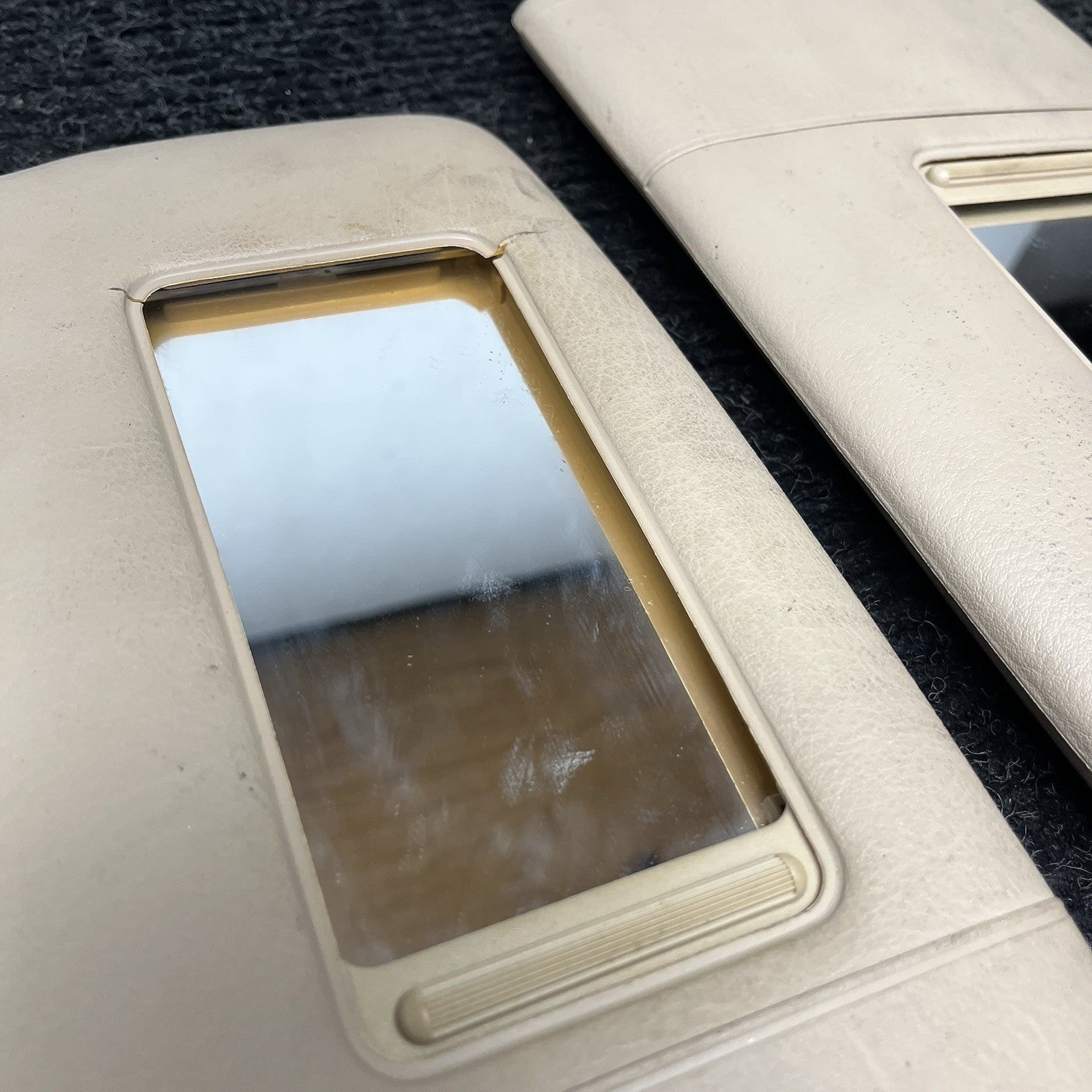 ☑️ OEM BMW E46 325i 330i Sun Visor Left Right Pair Tan 2001-2005 Sedan Coupe