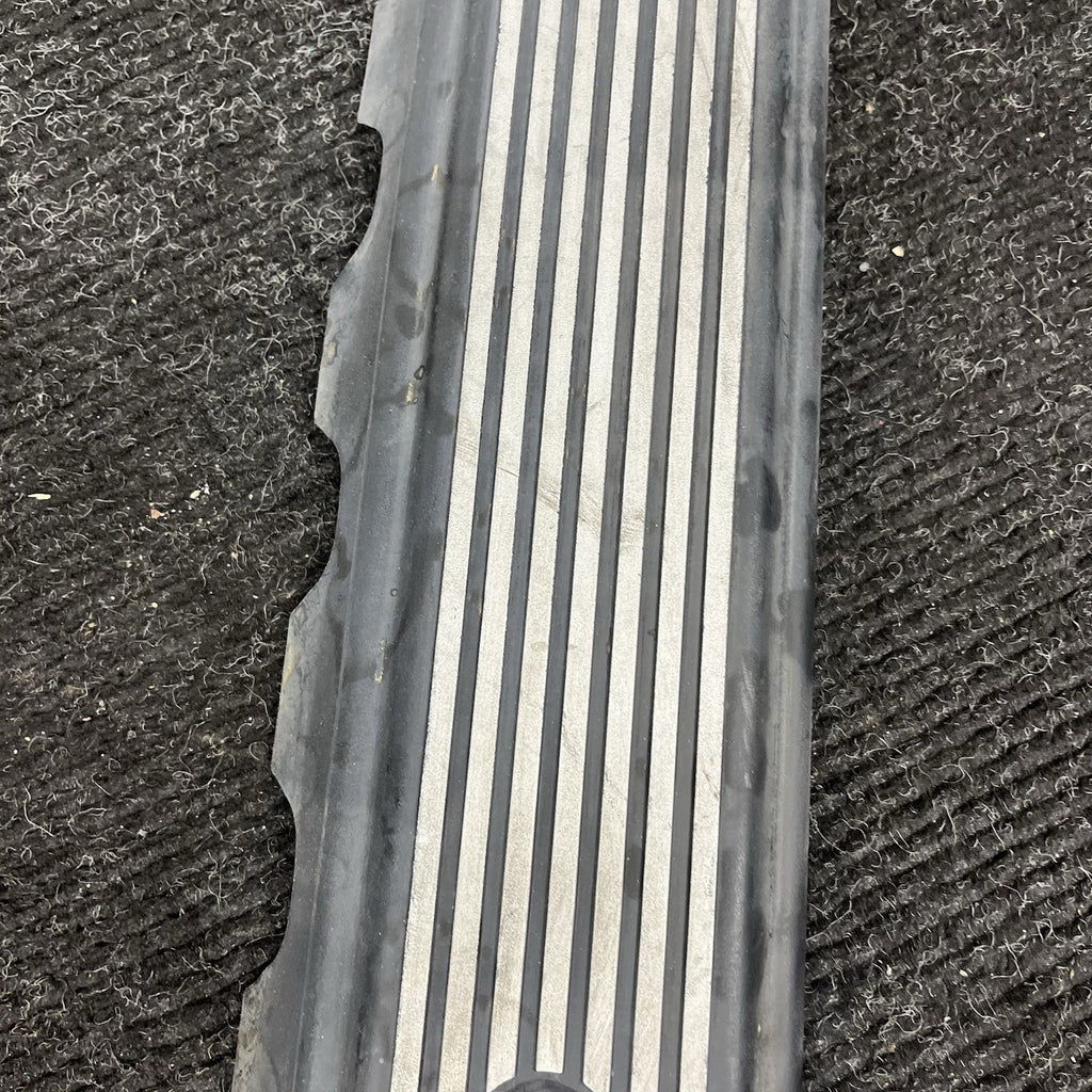 ☑️ BMW E36 Engine Fuel Rail Cover 1740160 M52 OEM 96-99 323 328 E39 528 Z3